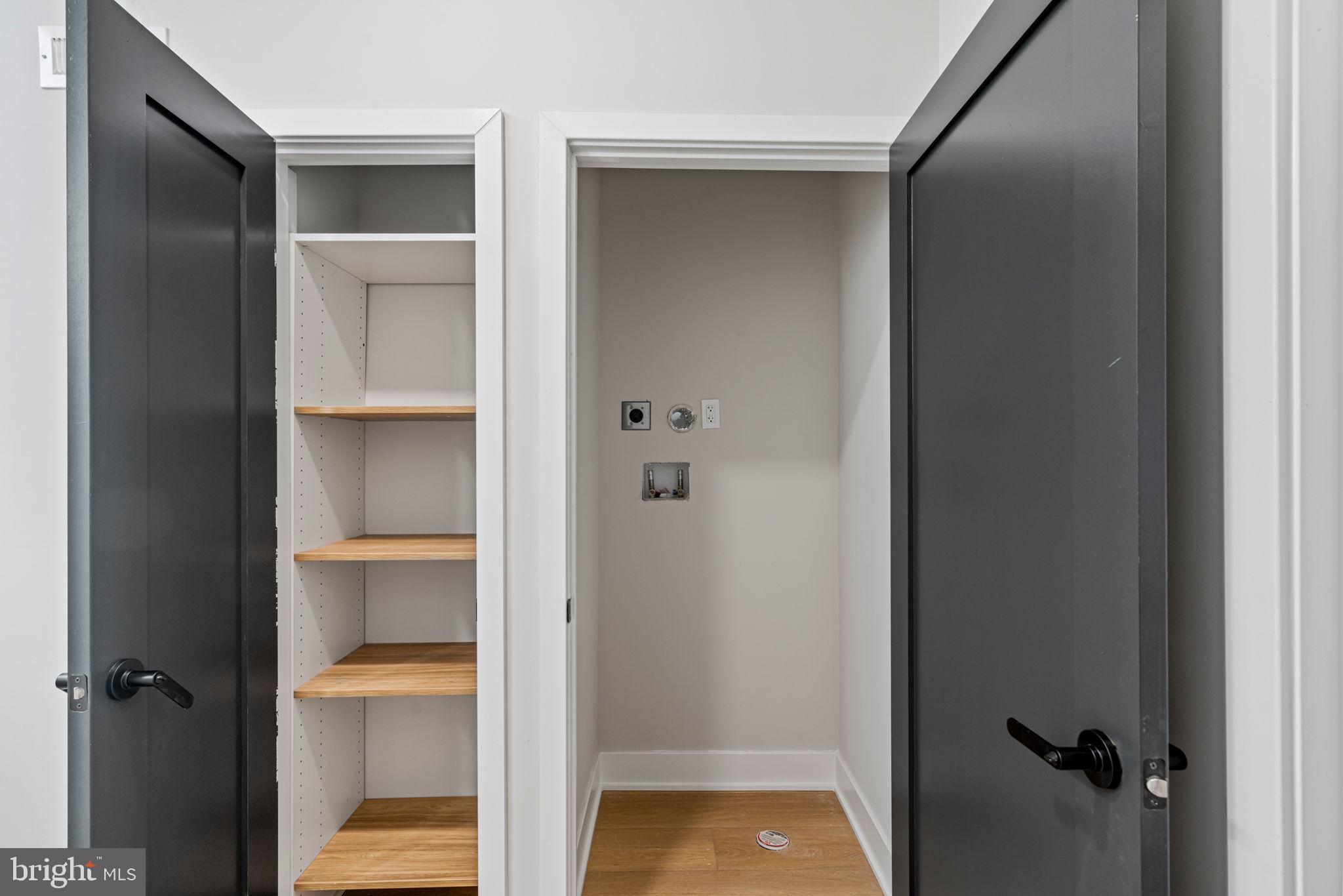 WHITMAN - Residential