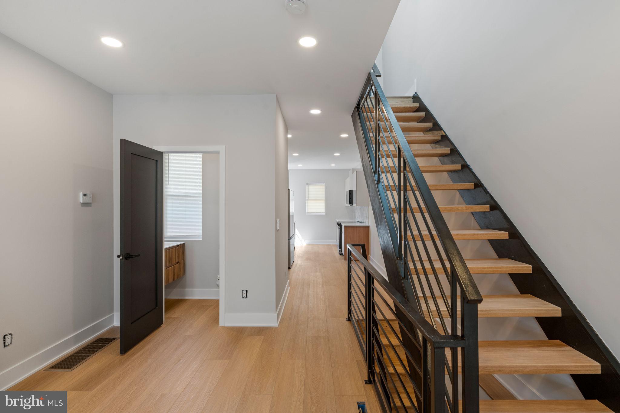 WHITMAN - Residential