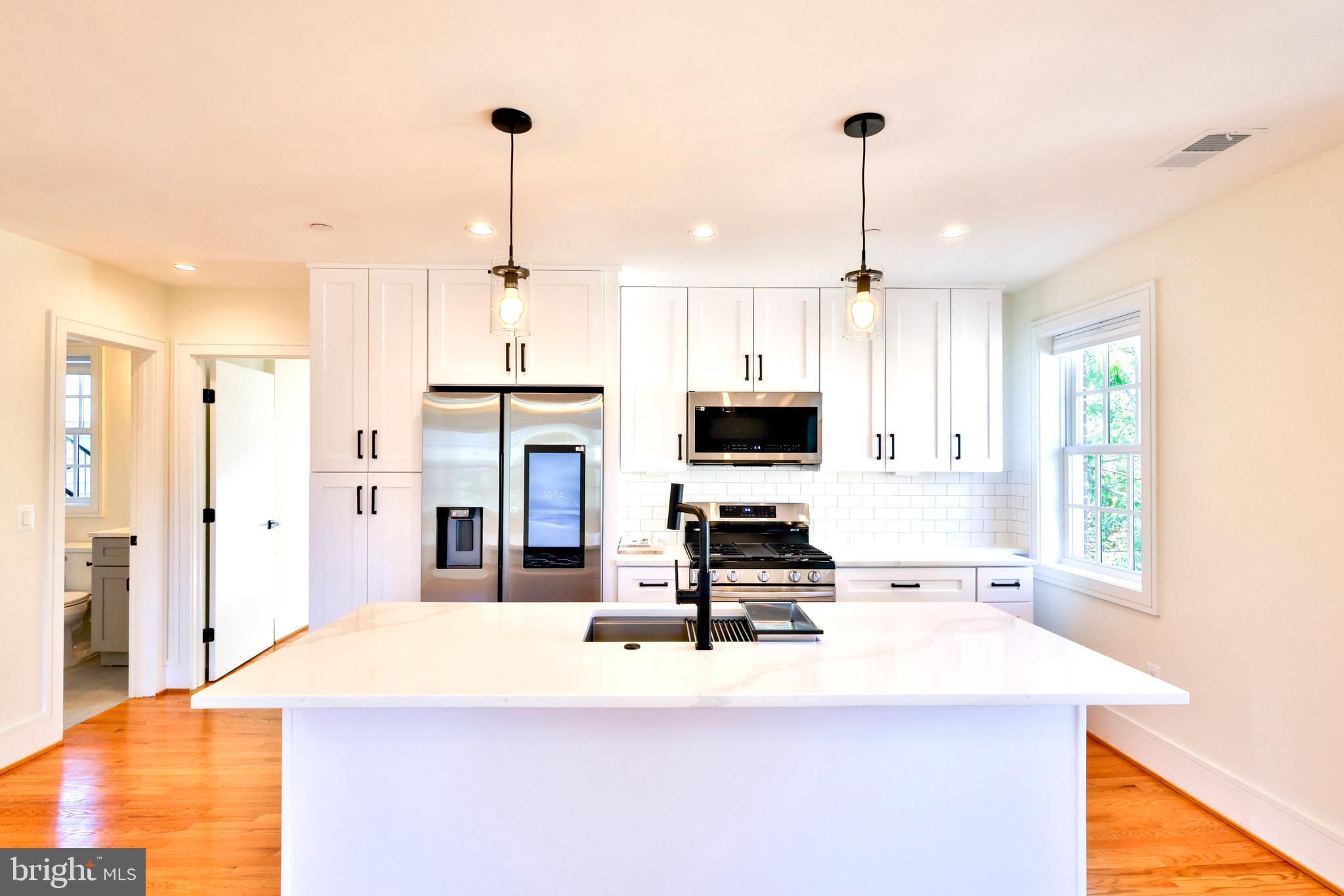 OLD TOWN - Residential Lease