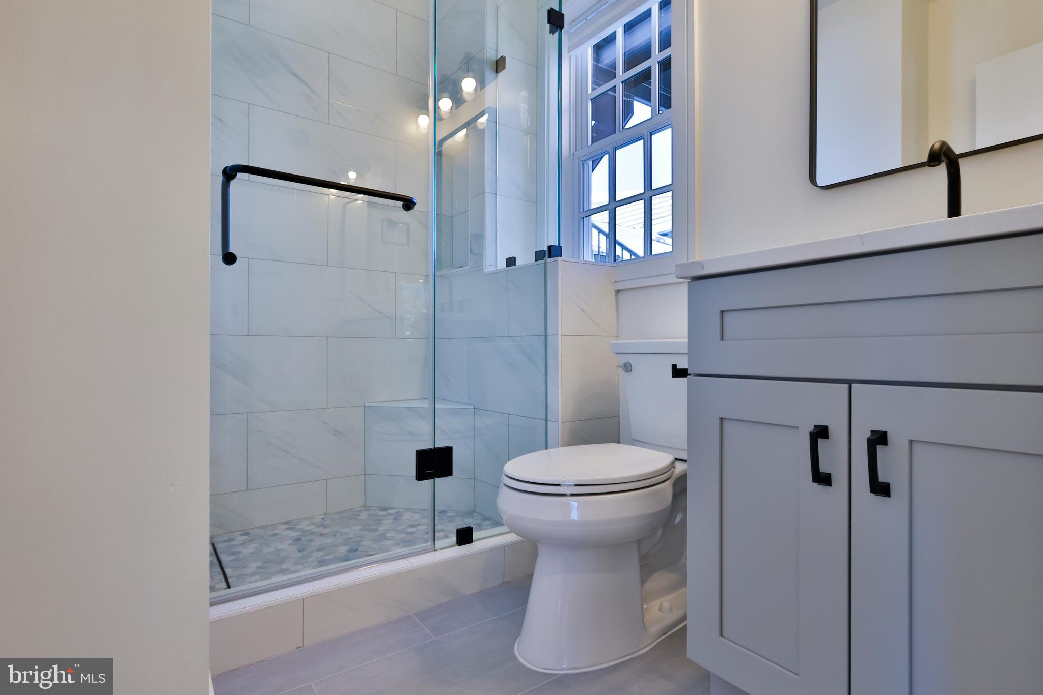 OLD TOWN - Residential Lease