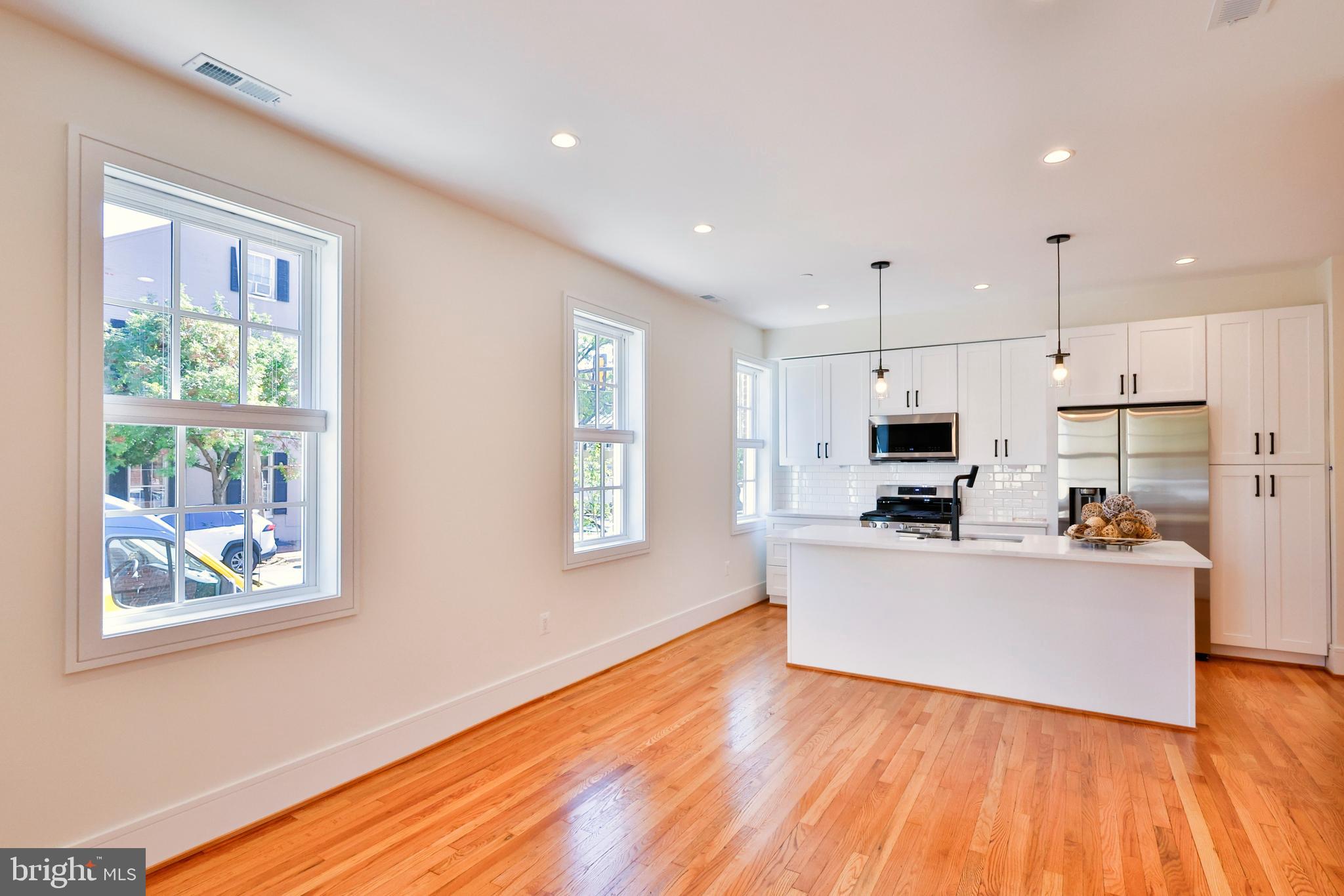 OLD TOWN - Residential Lease