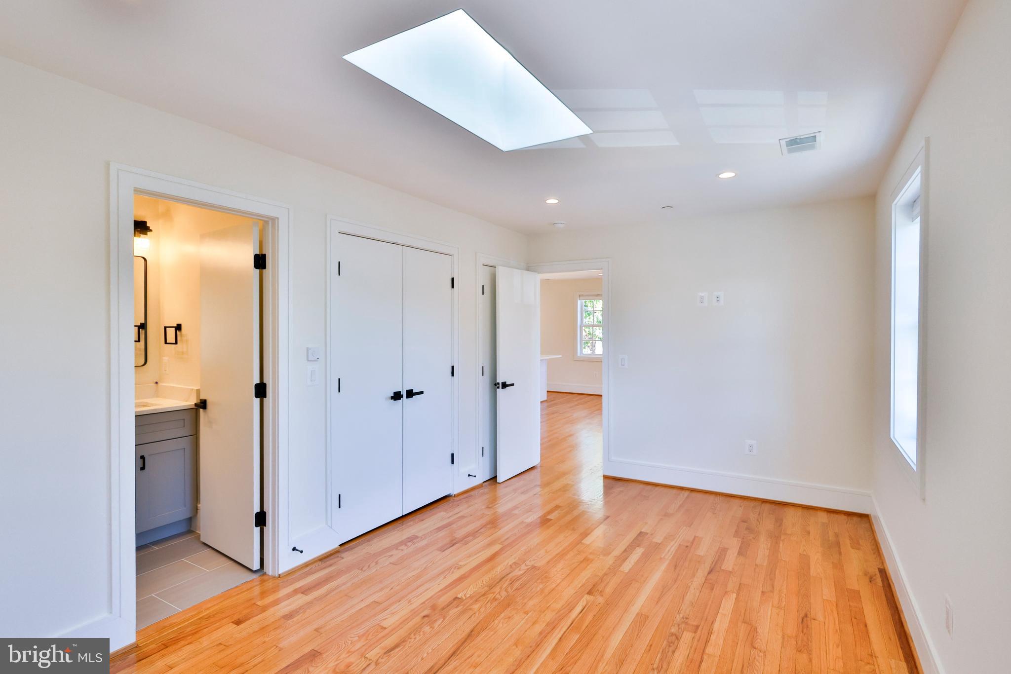 OLD TOWN - Residential Lease