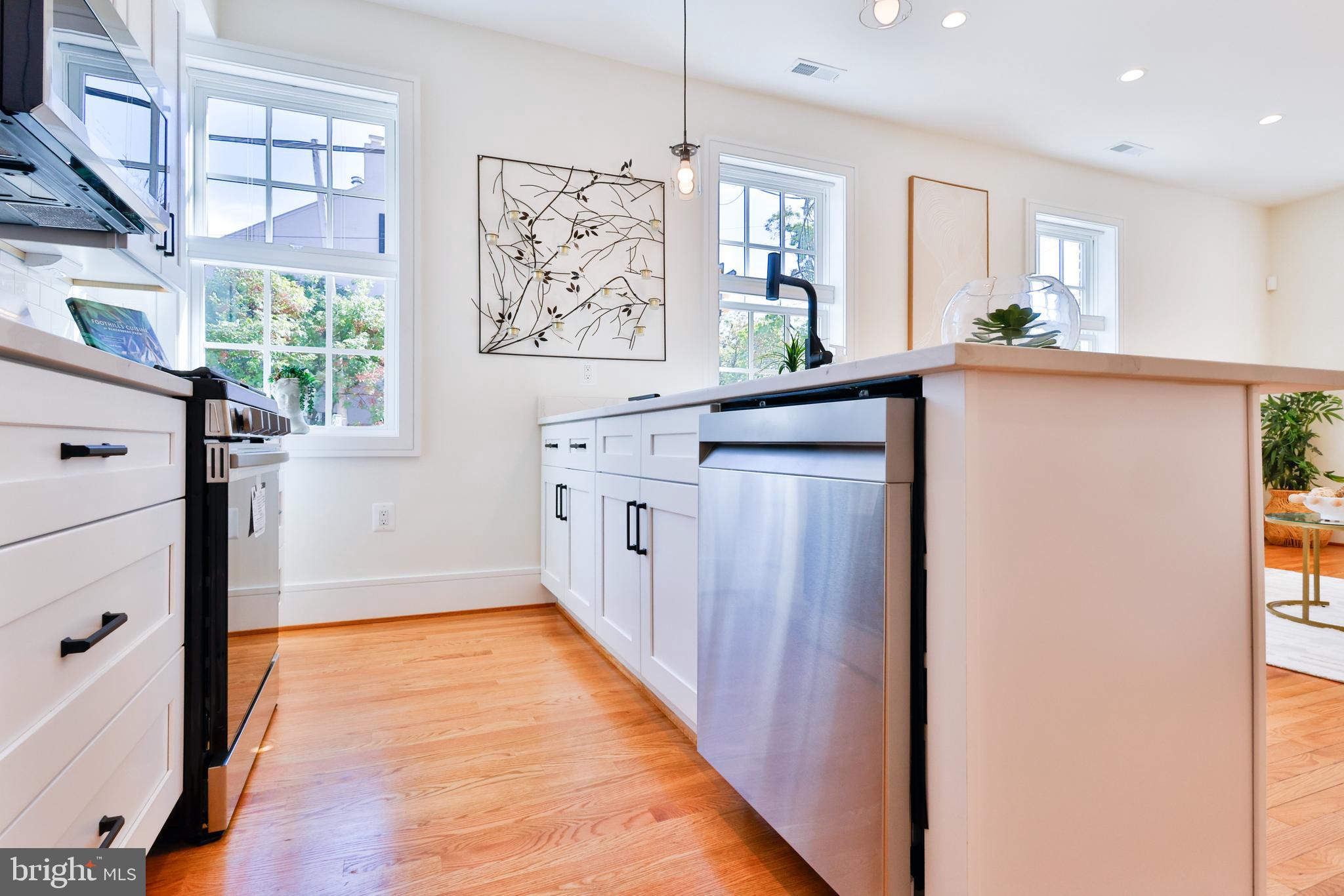 OLD TOWN - Residential Lease