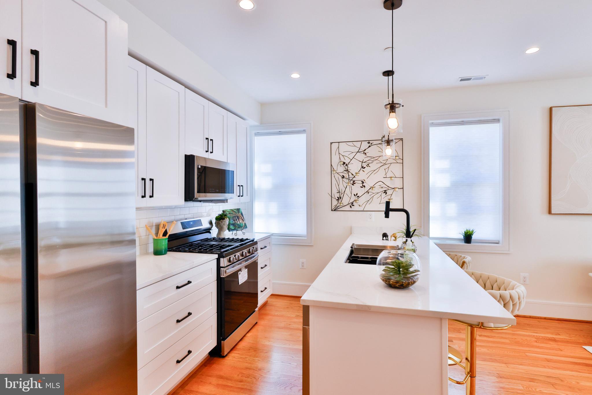 OLD TOWN - Residential Lease