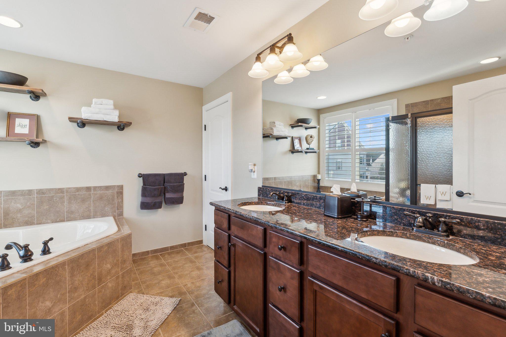 GIBSONS GRANT - Residential