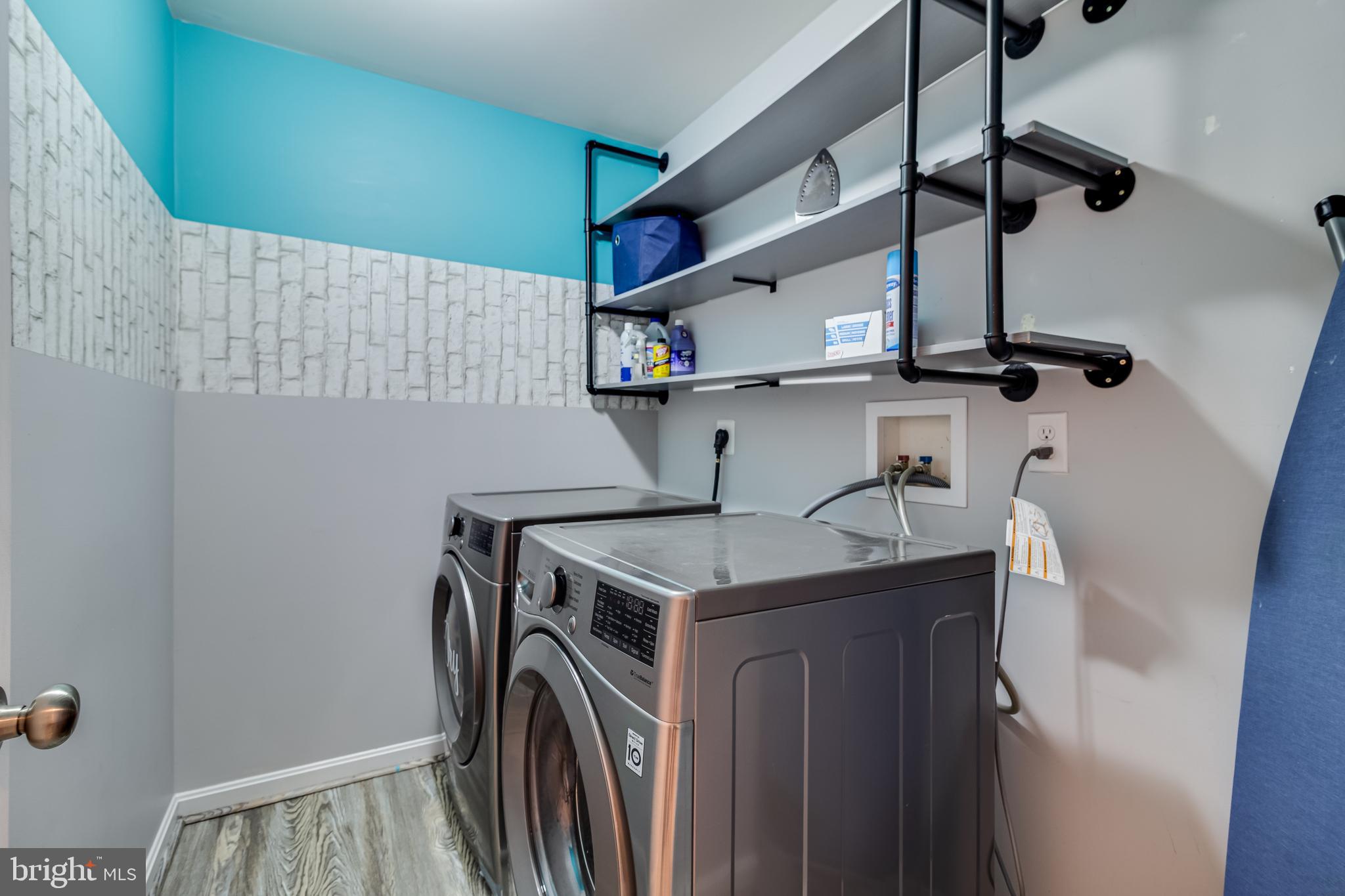 SAN FRANCISCO BY THE BAY - Residential