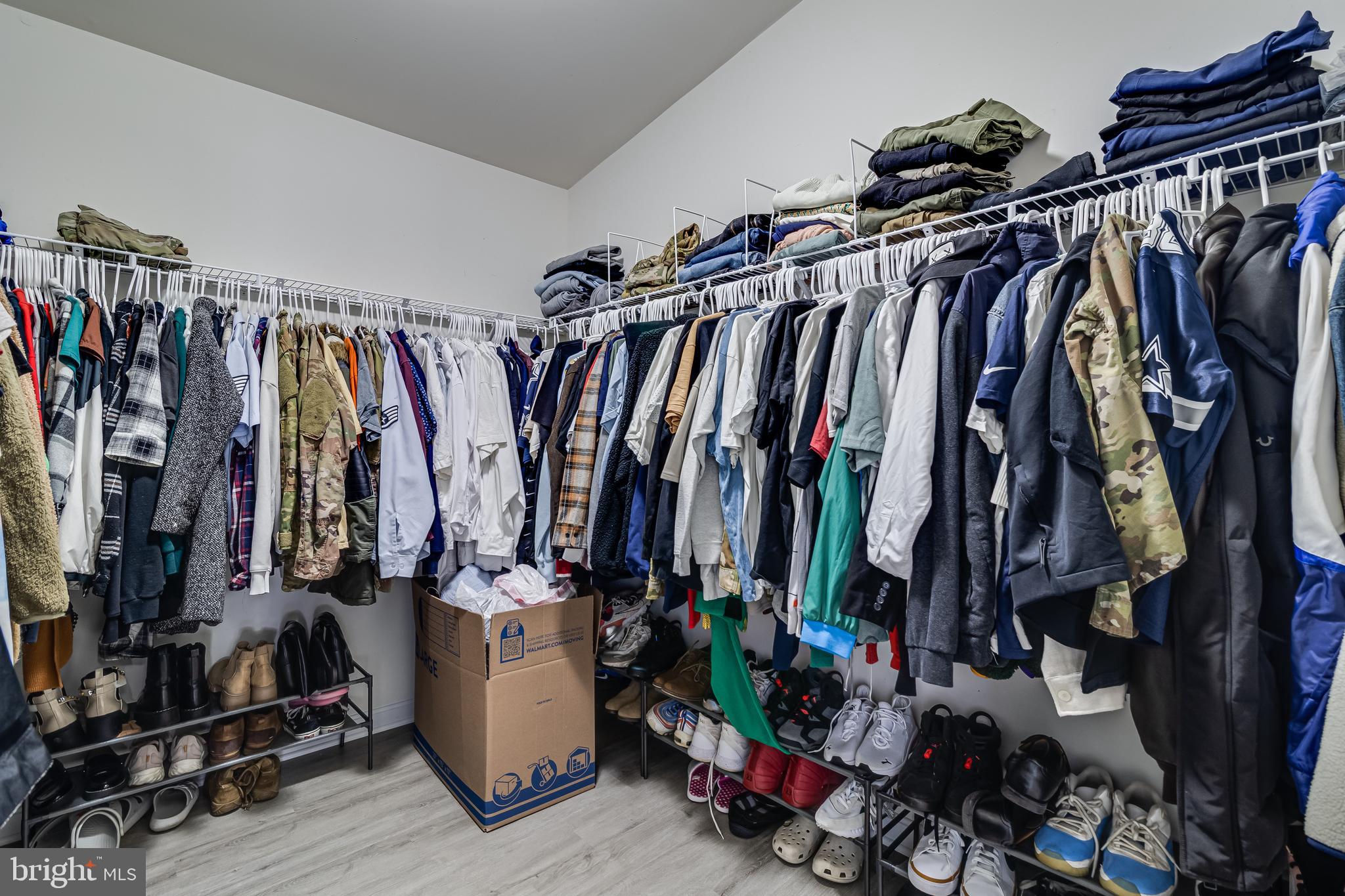 SAN FRANCISCO BY THE BAY - Residential