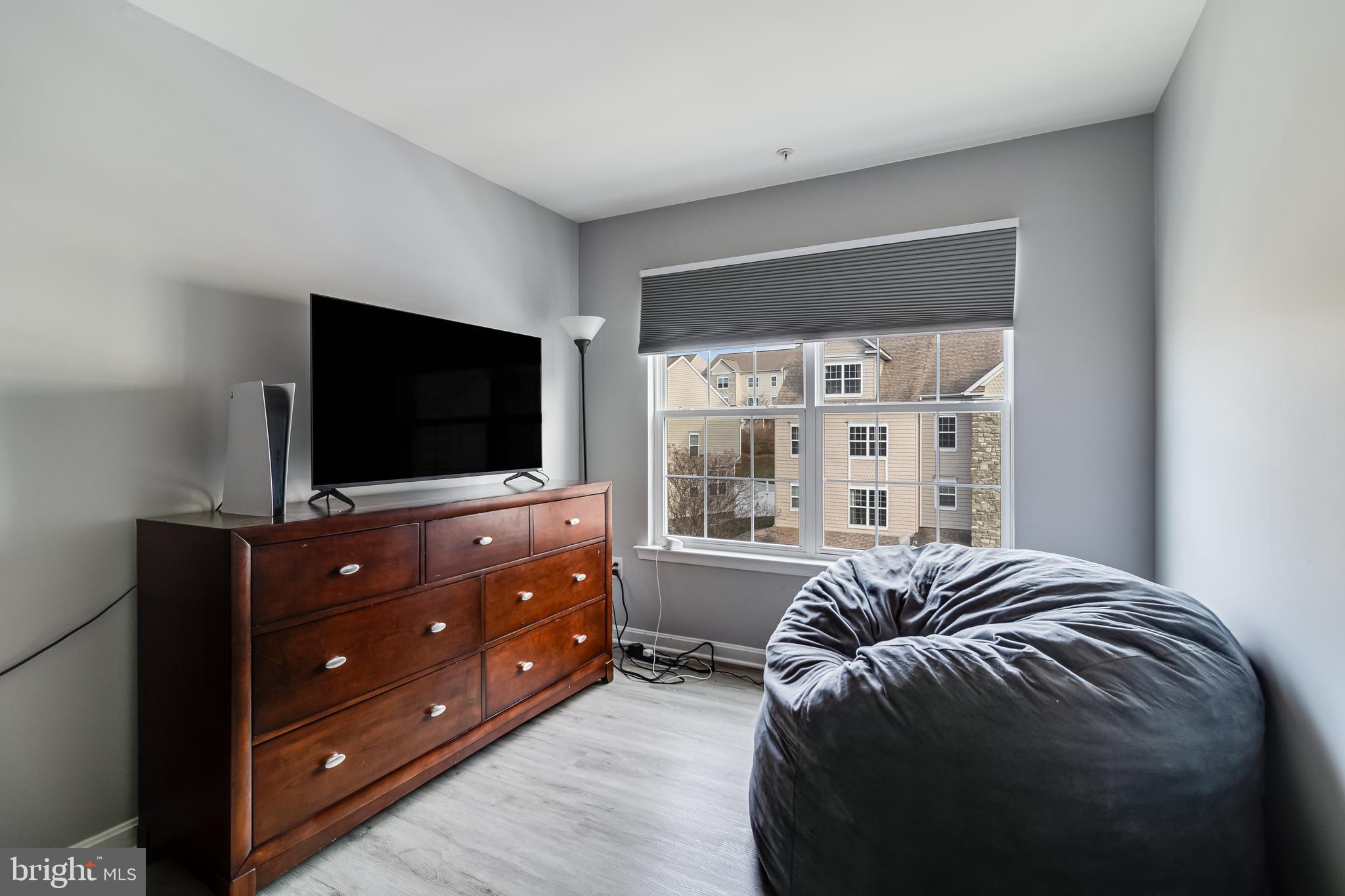 SAN FRANCISCO BY THE BAY - Residential