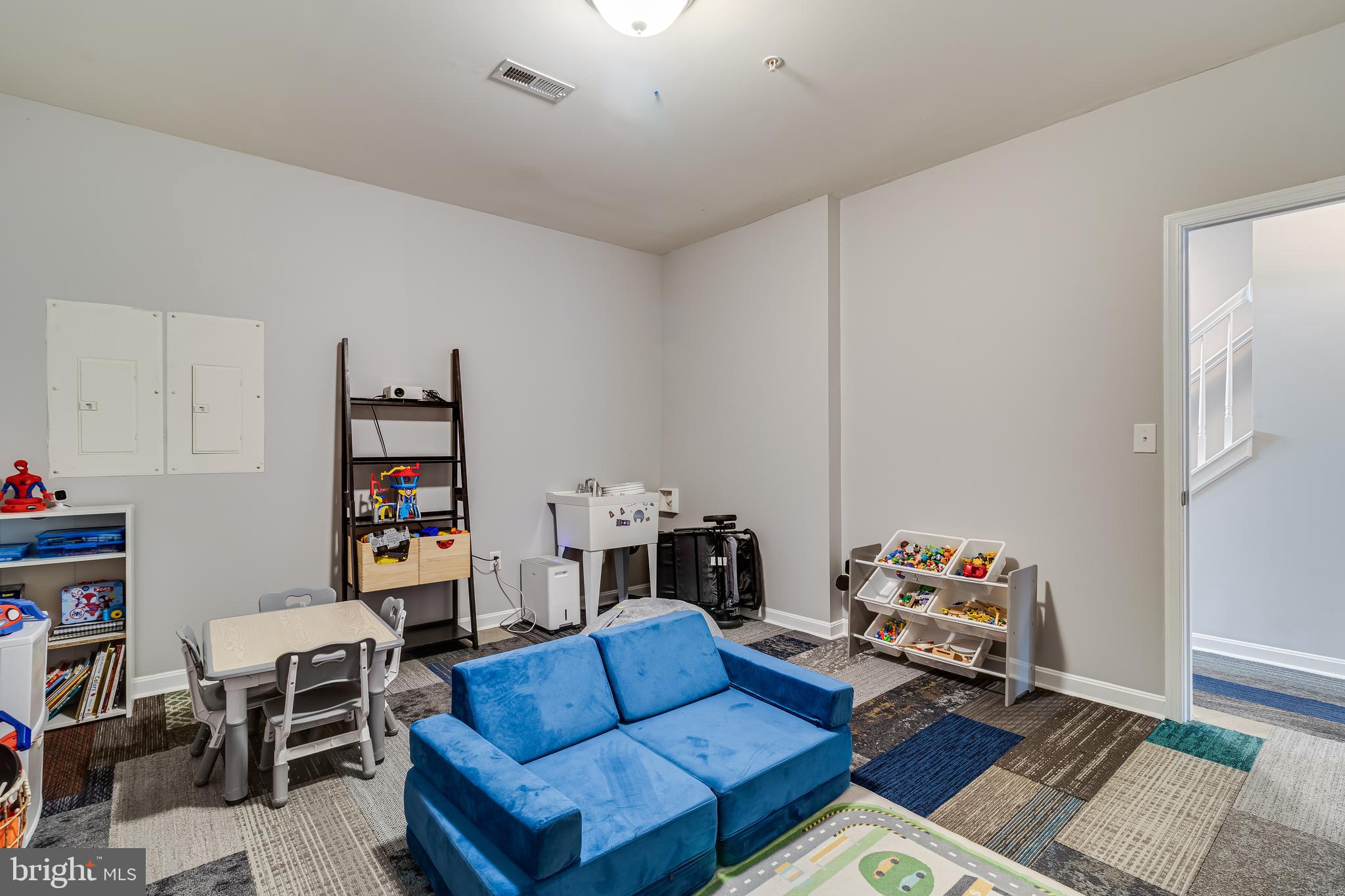 SAN FRANCISCO BY THE BAY - Residential