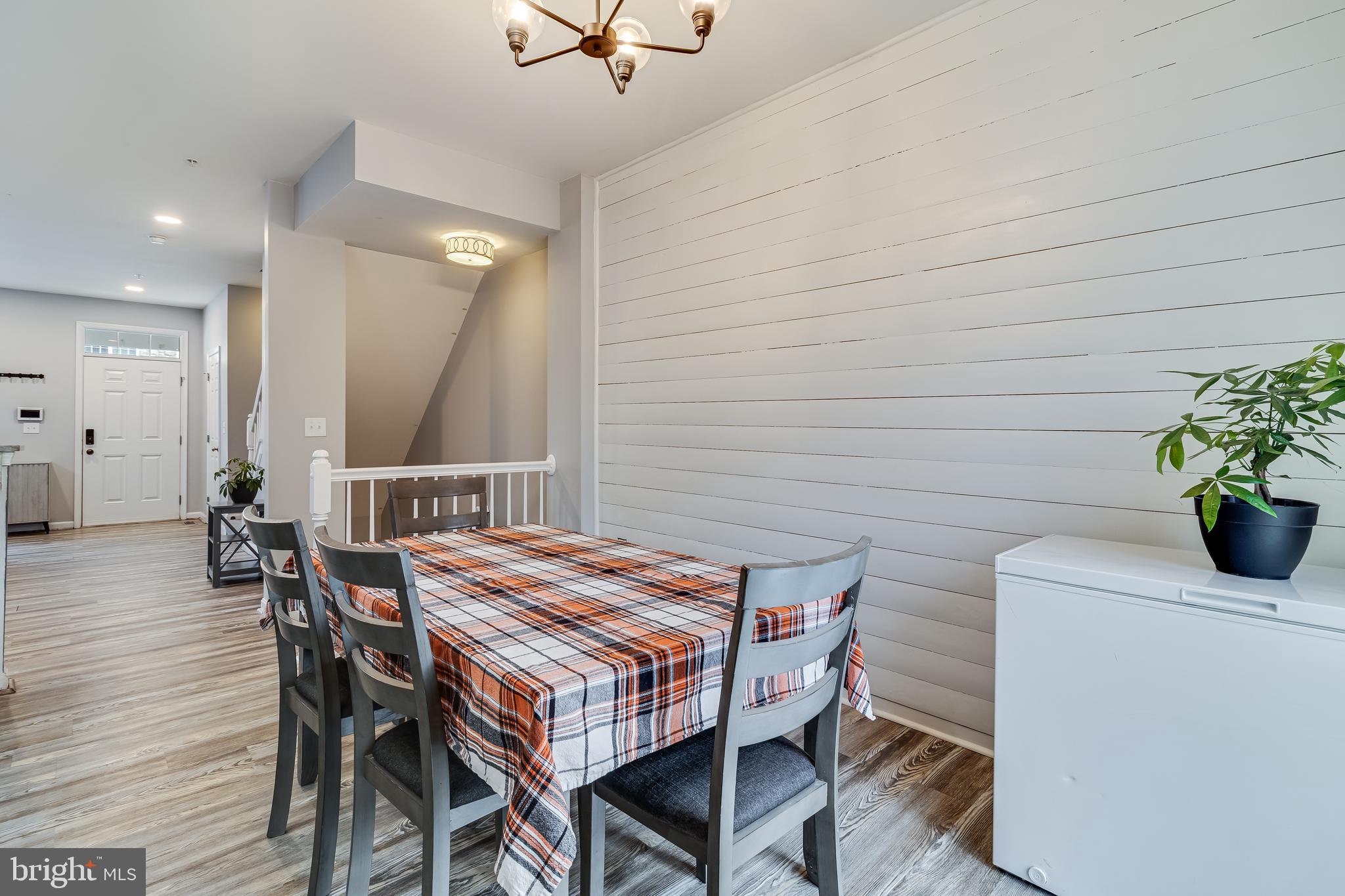 SAN FRANCISCO BY THE BAY - Residential