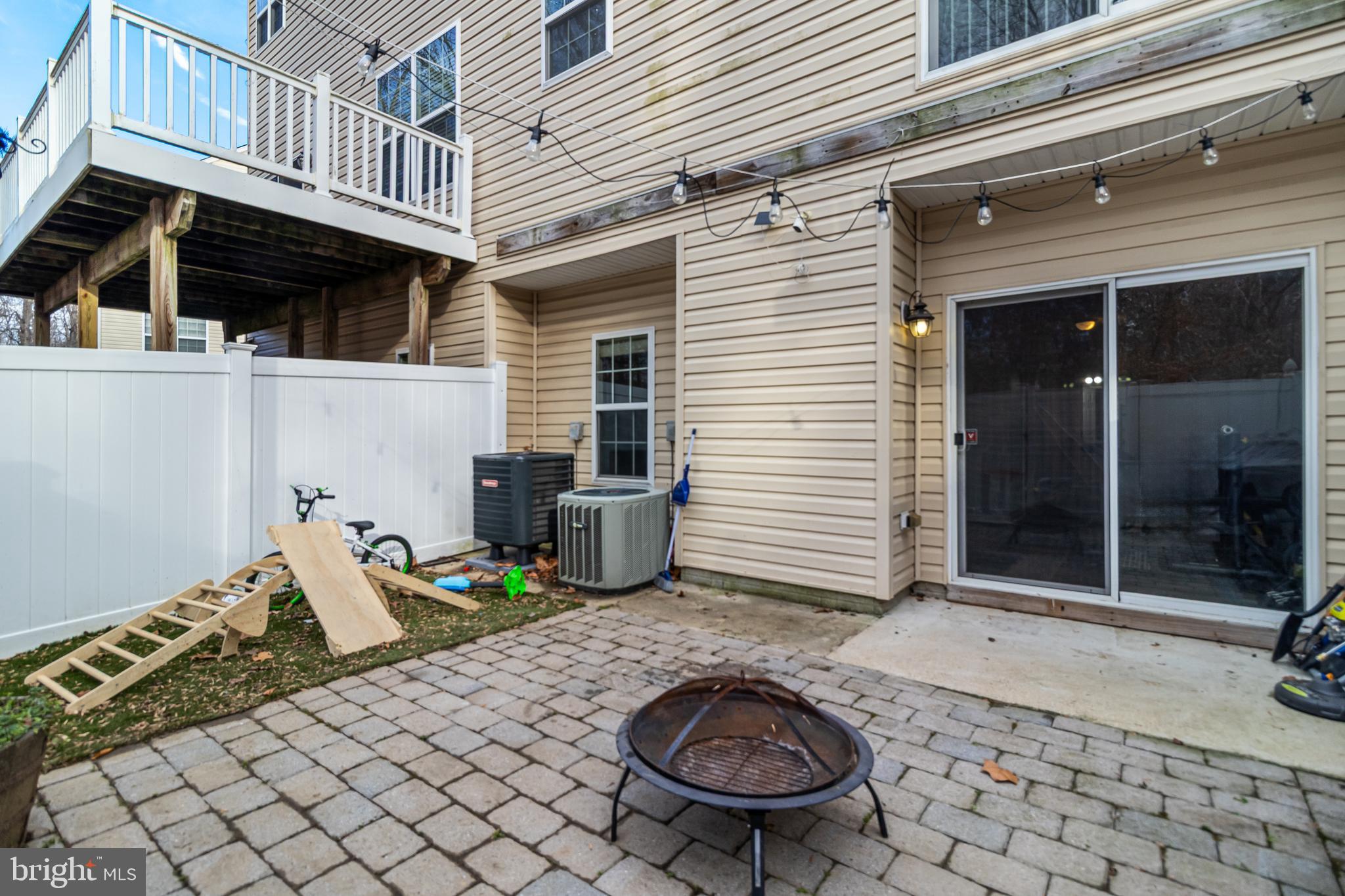 SAN FRANCISCO BY THE BAY - Residential