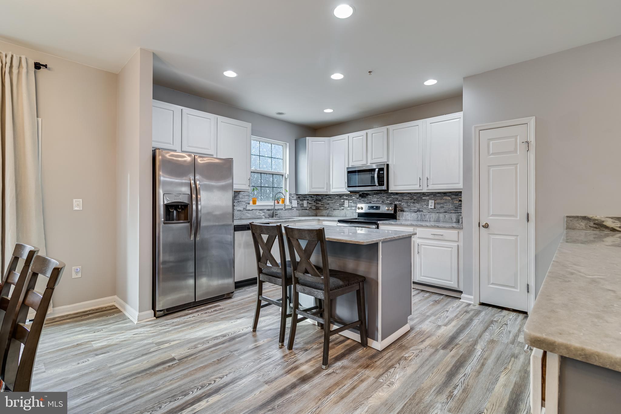 SAN FRANCISCO BY THE BAY - Residential