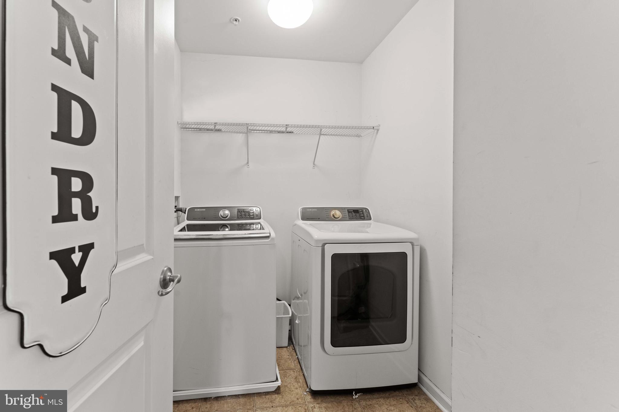 AUTUMN HILLS - Residential