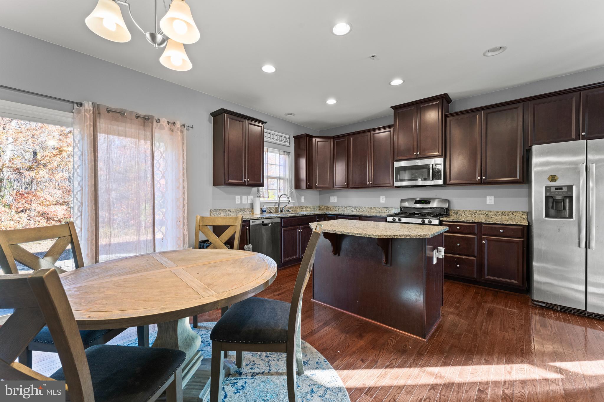 AUTUMN HILLS - Residential