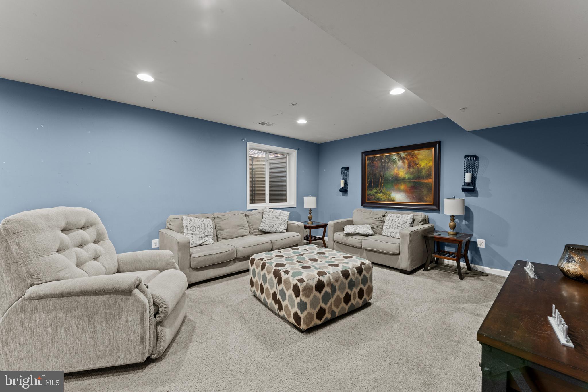 AUTUMN HILLS - Residential