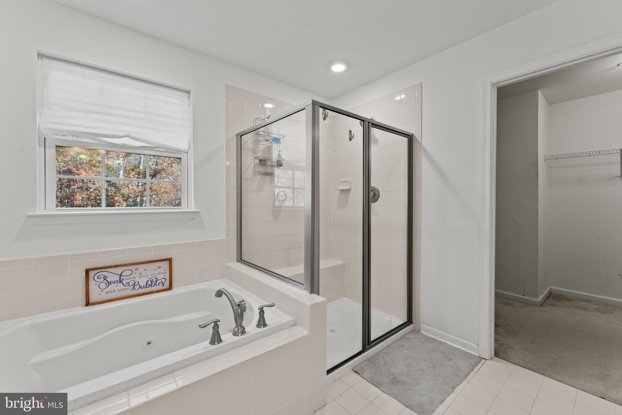 AUTUMN HILLS - Residential