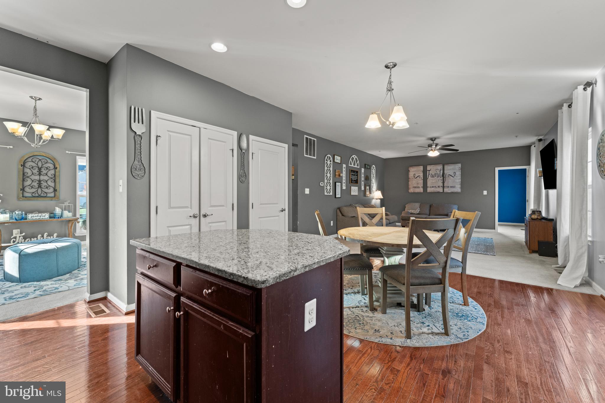 AUTUMN HILLS - Residential