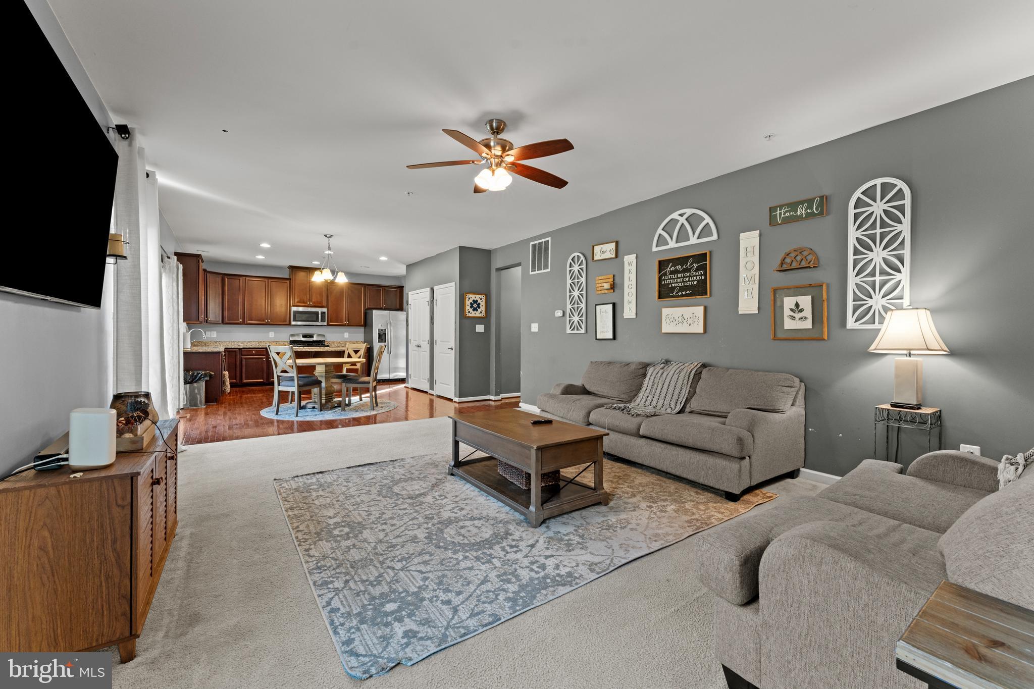 AUTUMN HILLS - Residential