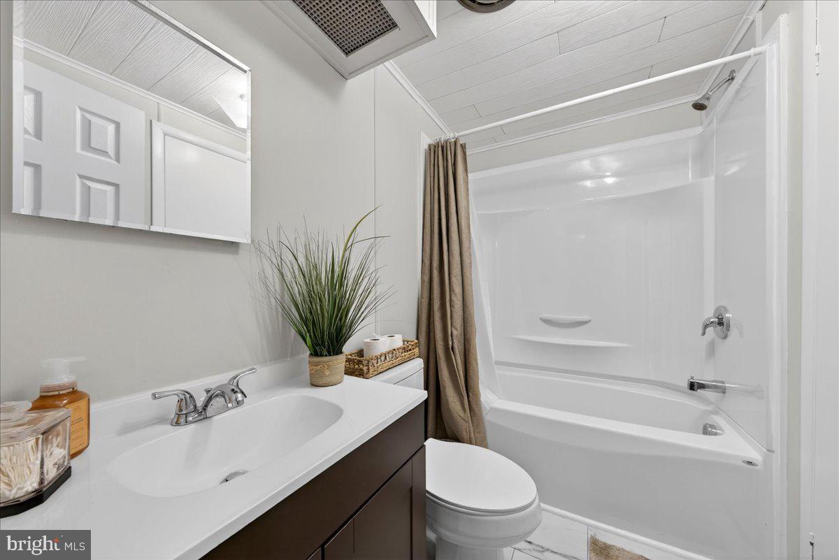 ASPEN HILLS - Residential