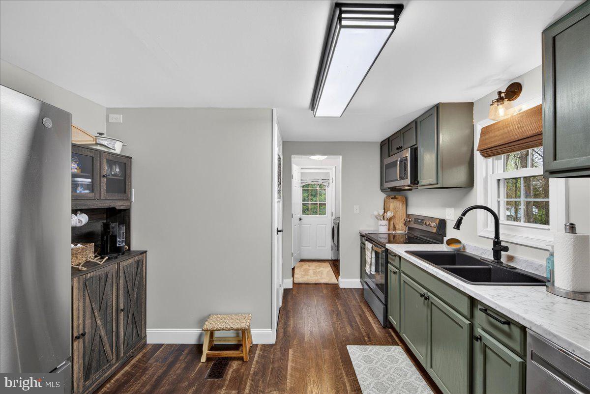 ASPEN HILLS - Residential