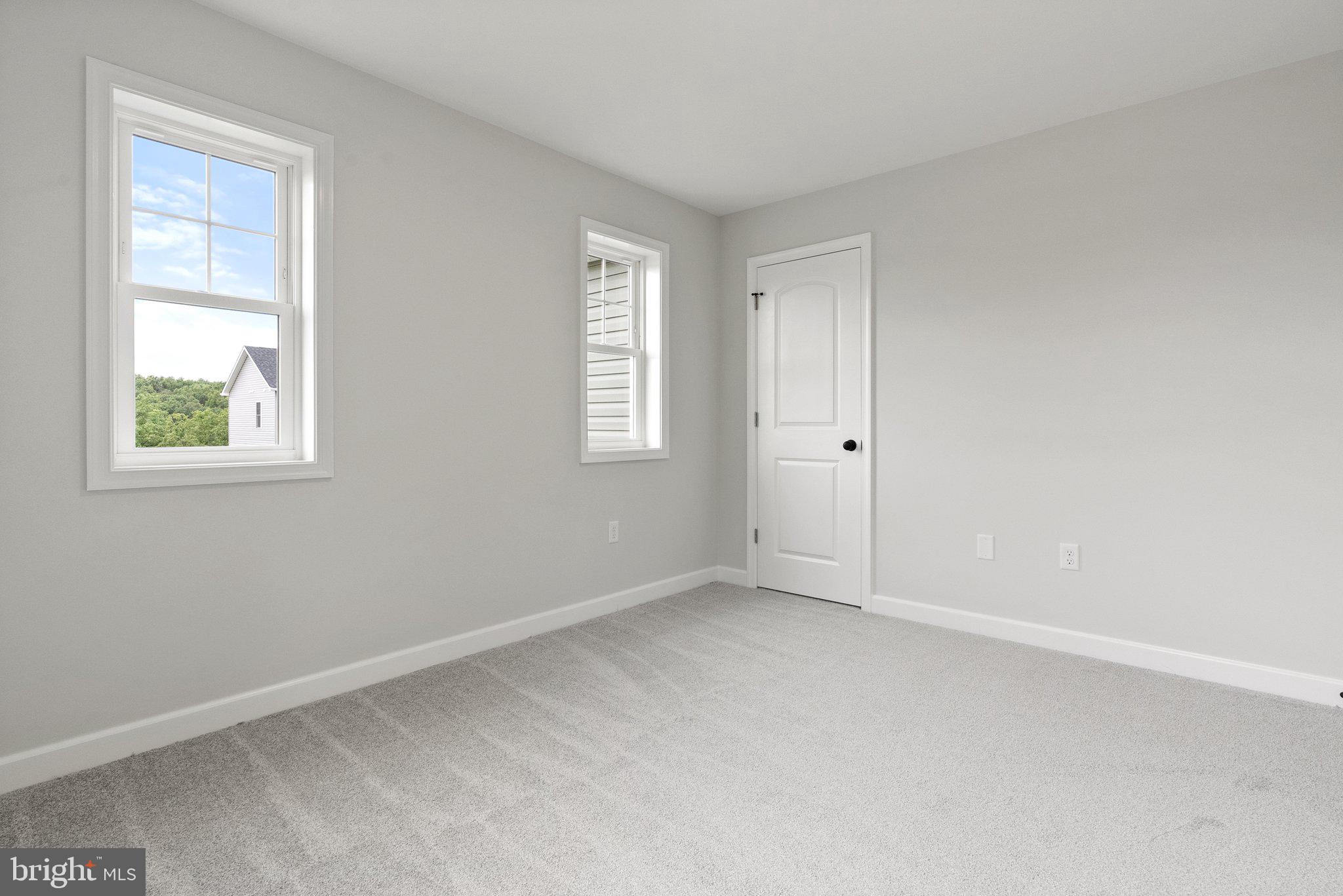 MIDDLE CREEK VISTAS - Residential