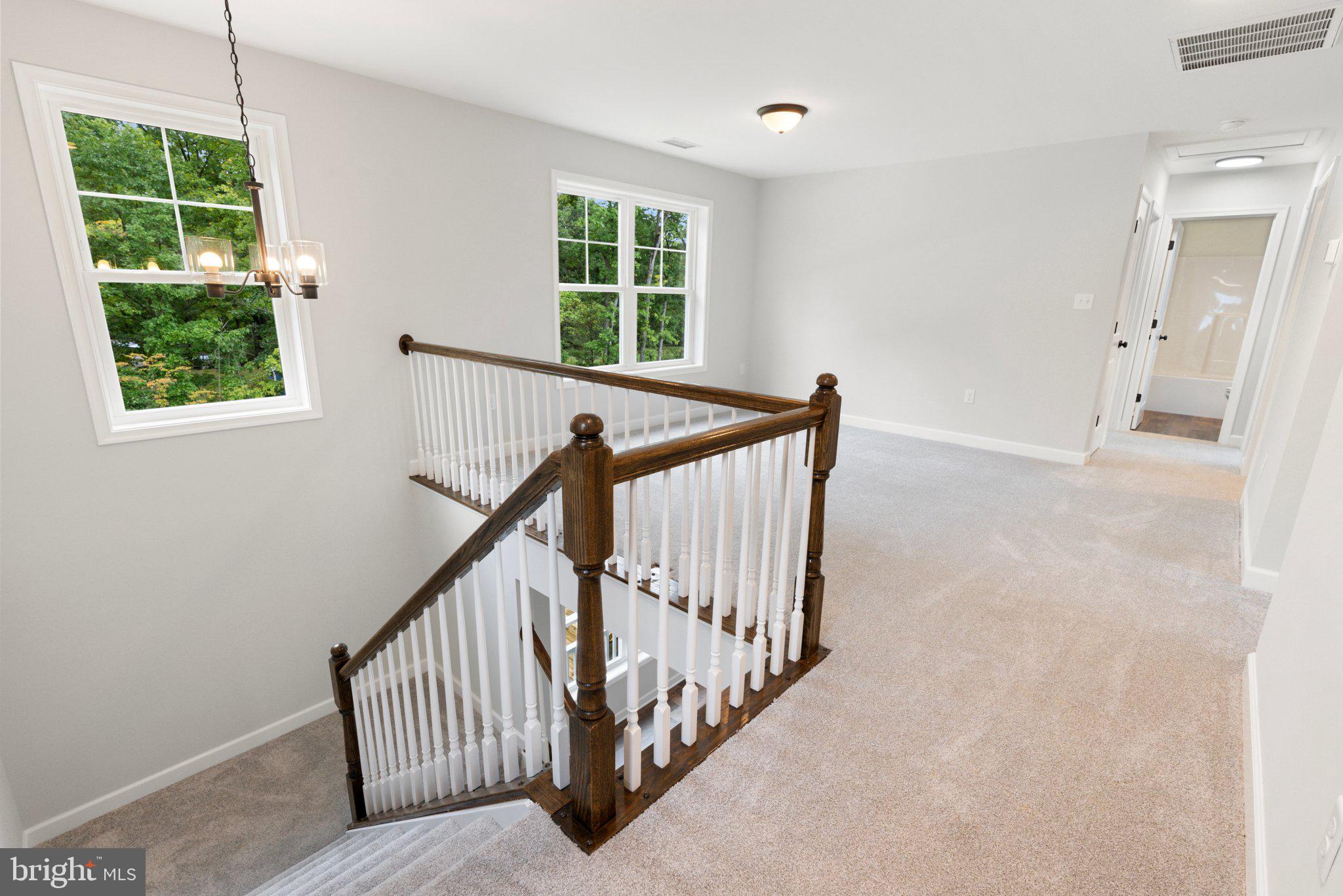 MIDDLE CREEK VISTAS - Residential