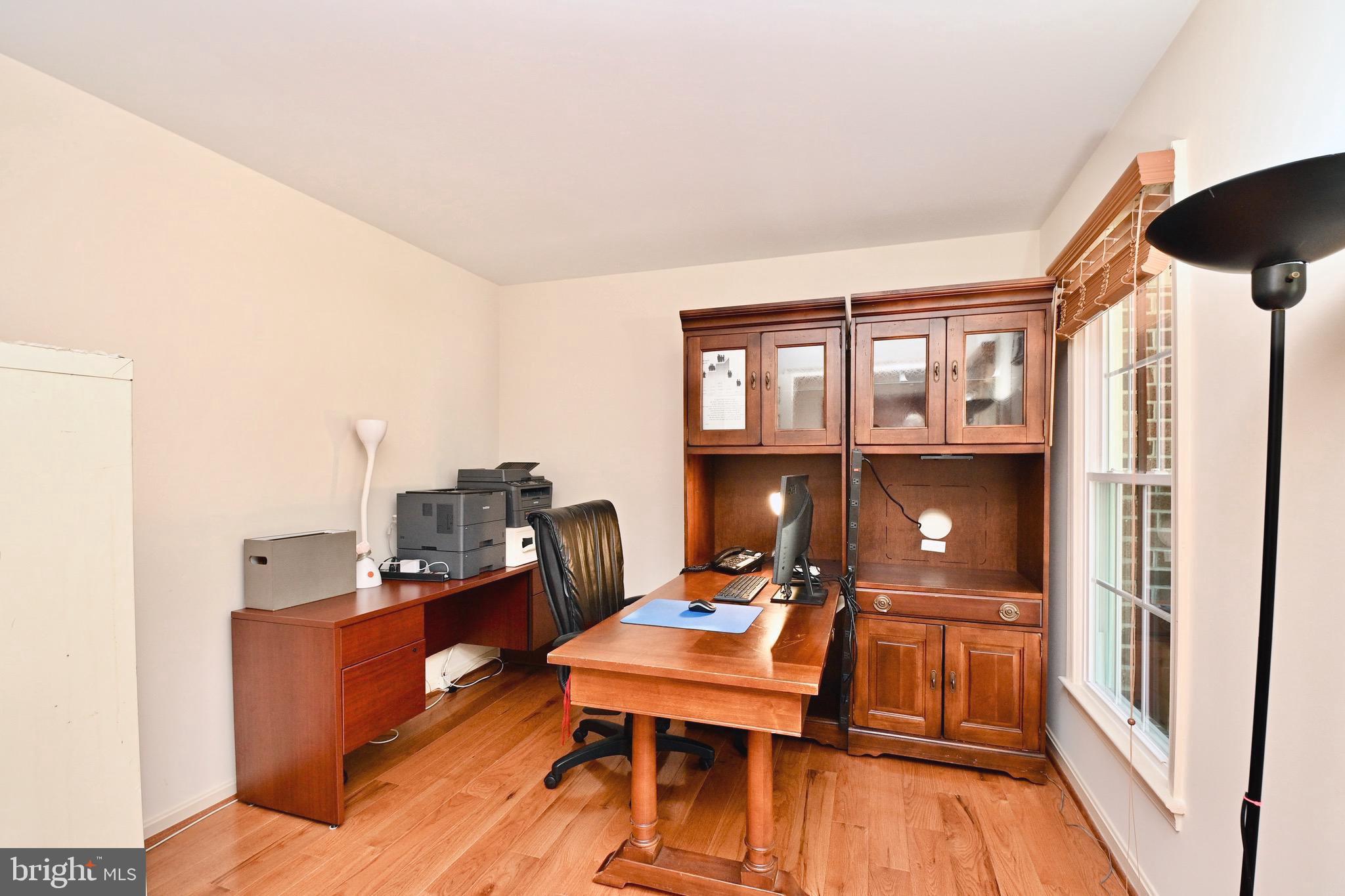 LEESBURG COUNTRY CLUB - Residential