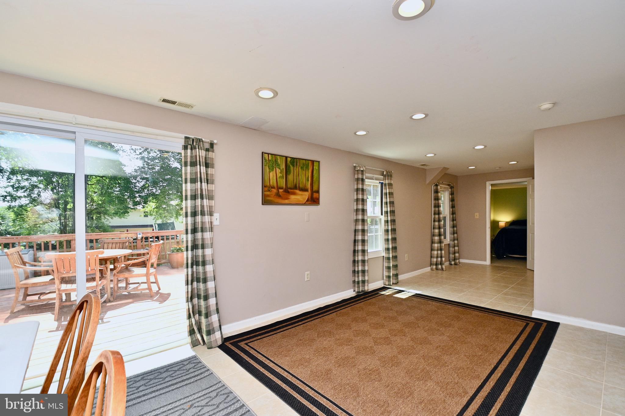 LEESBURG COUNTRY CLUB - Residential