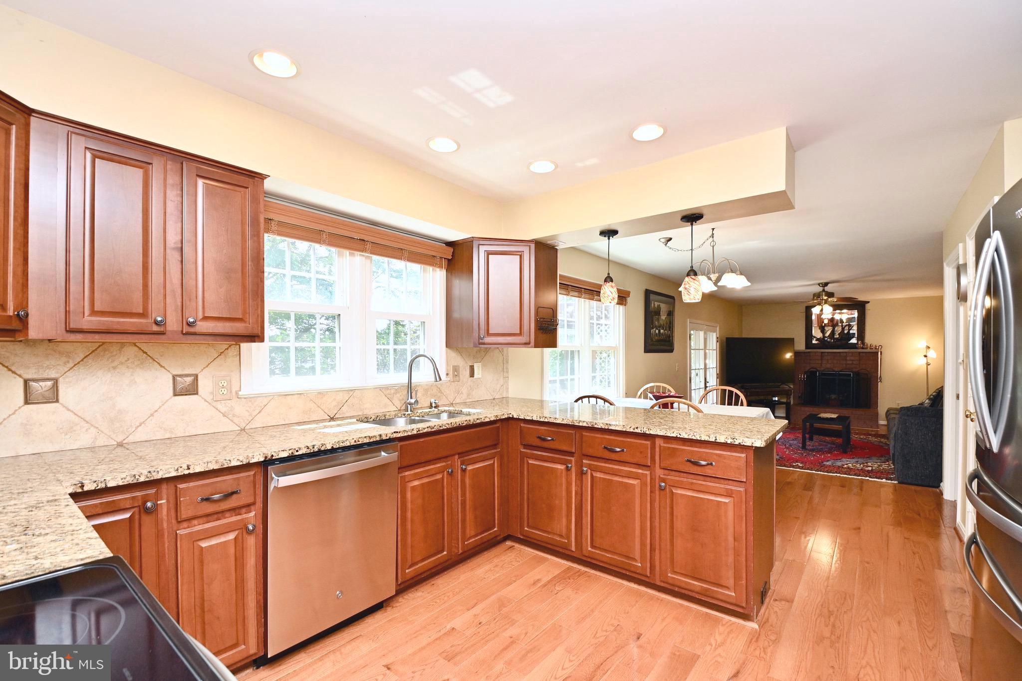 LEESBURG COUNTRY CLUB - Residential