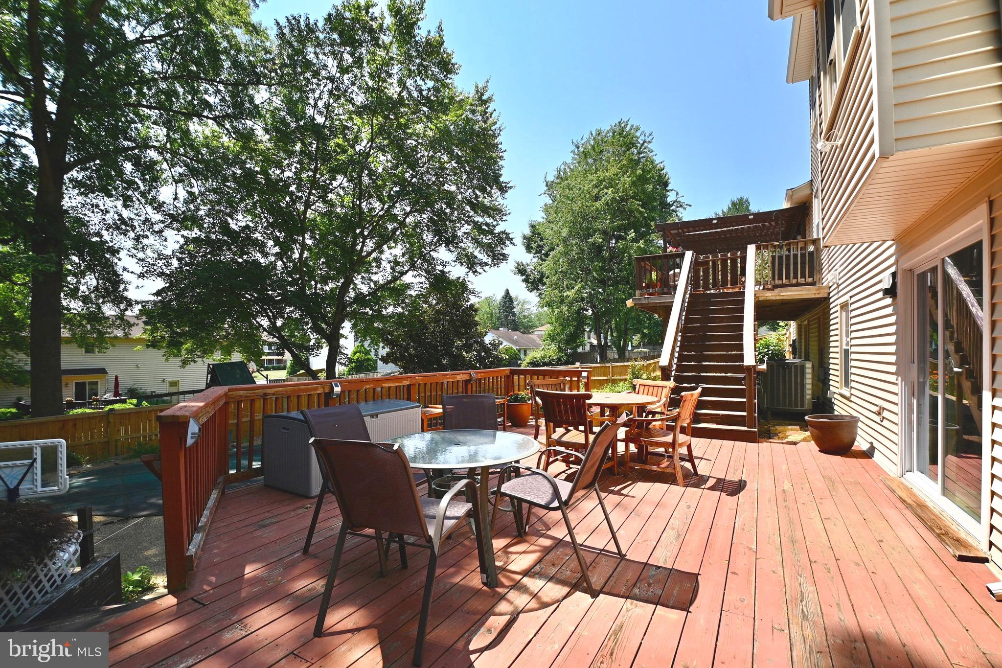 LEESBURG COUNTRY CLUB - Residential