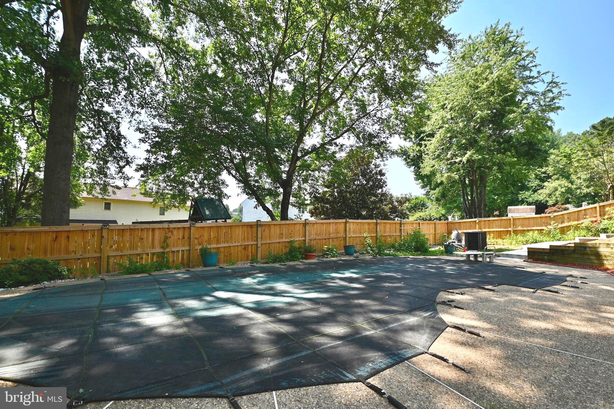 LEESBURG COUNTRY CLUB - Residential