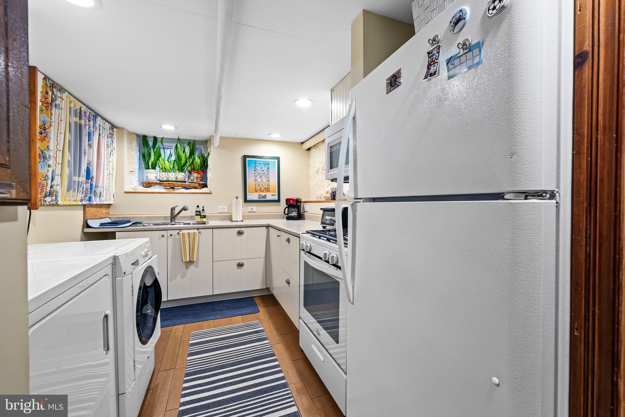 WYMAN PARK HAMPDEN - Residential