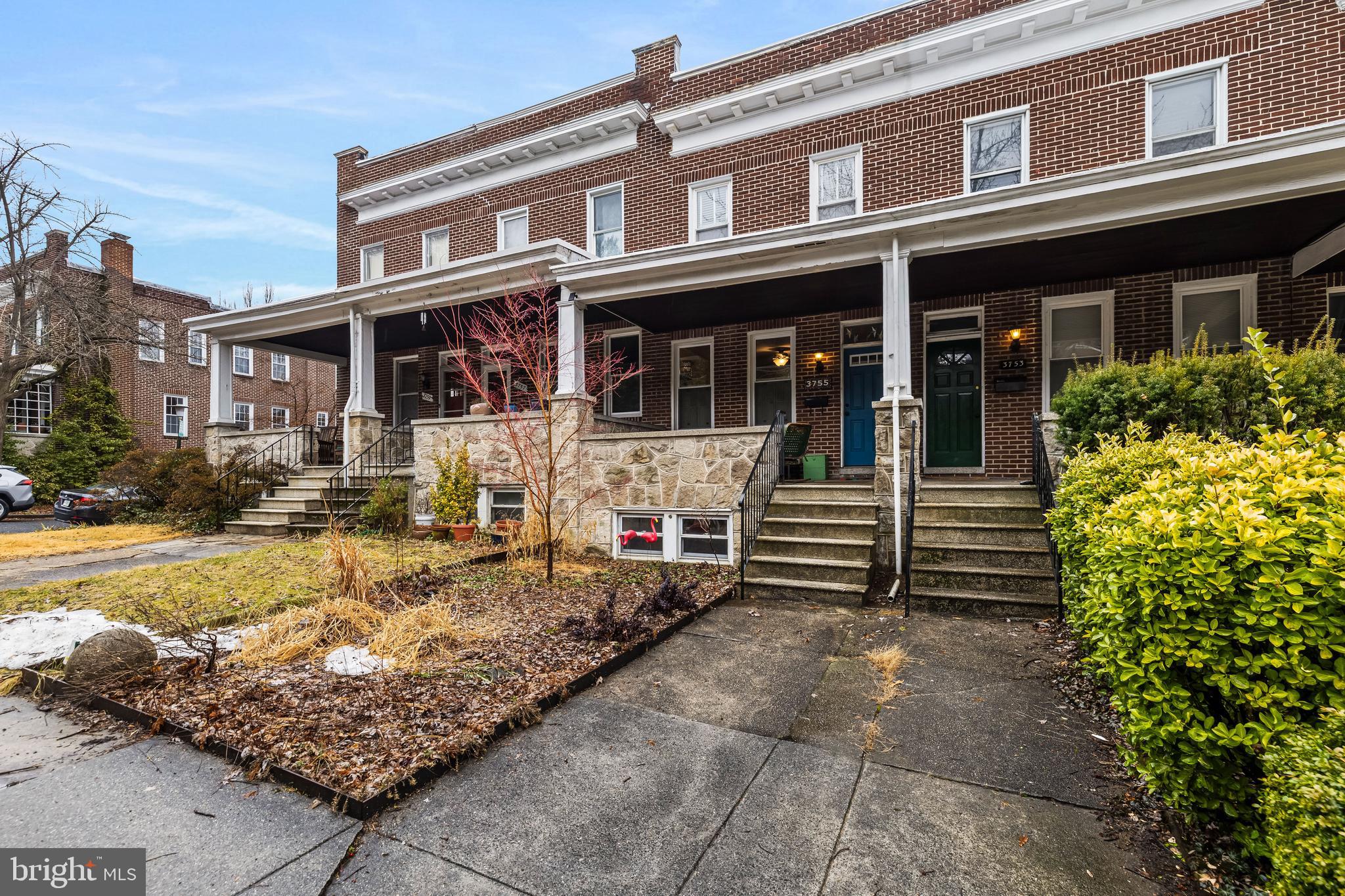 WYMAN PARK HAMPDEN - Residential