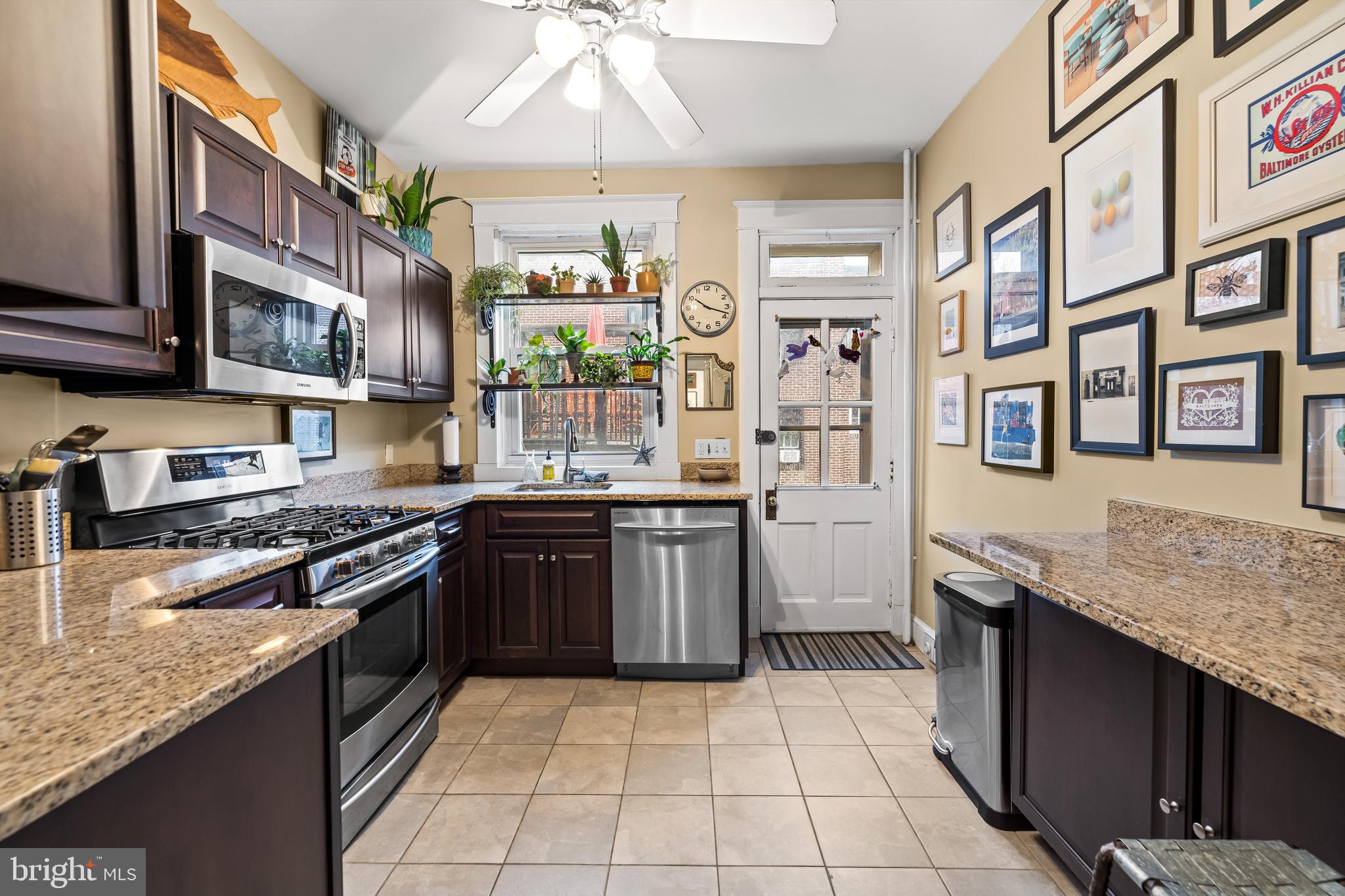 WYMAN PARK HAMPDEN - Residential