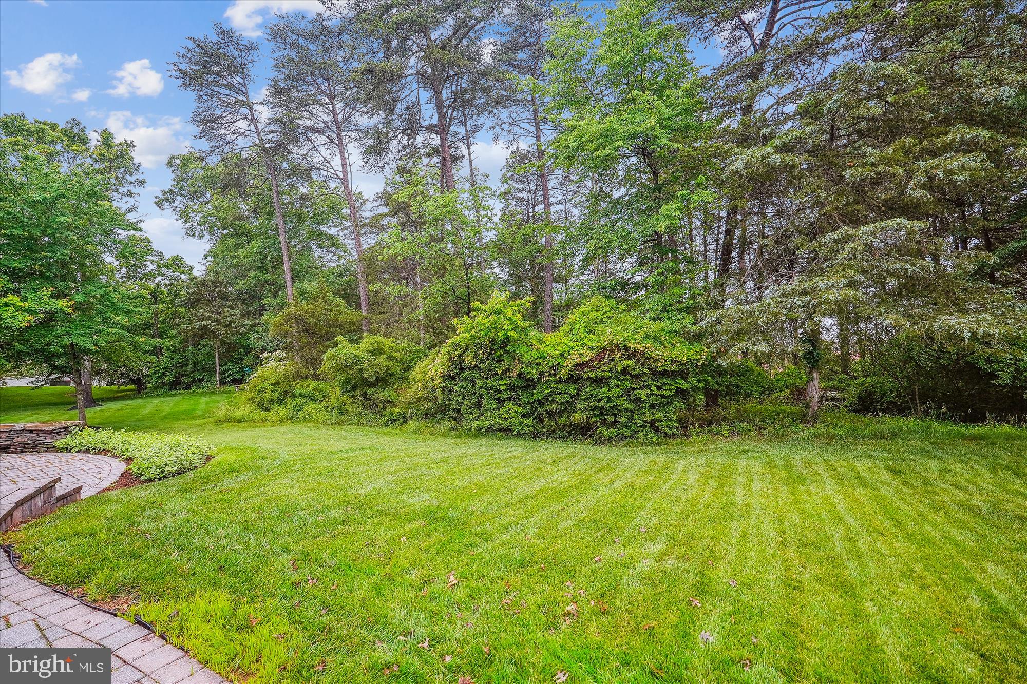 LAKES AT RED ROCK - Residential