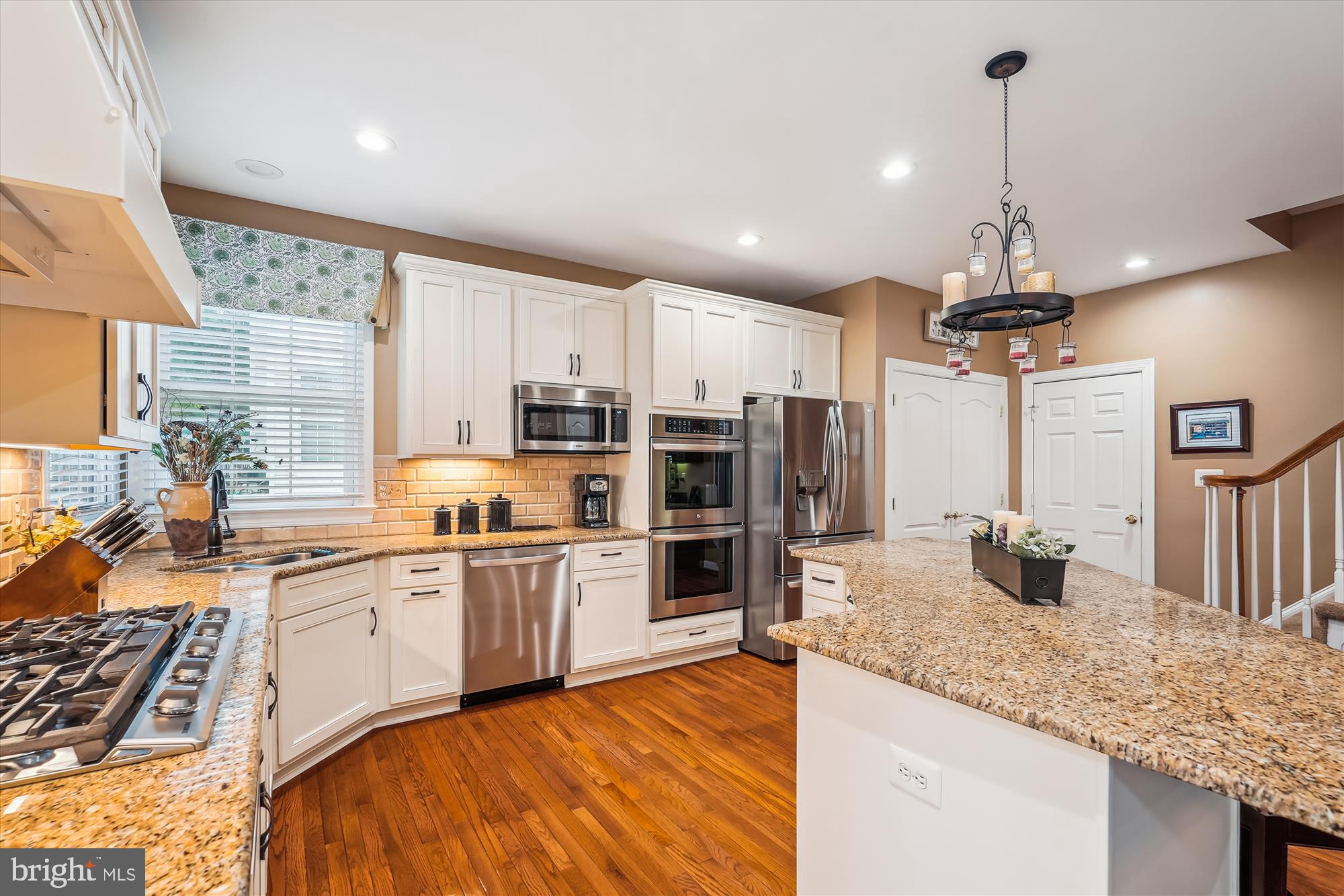 LAKES AT RED ROCK - Residential