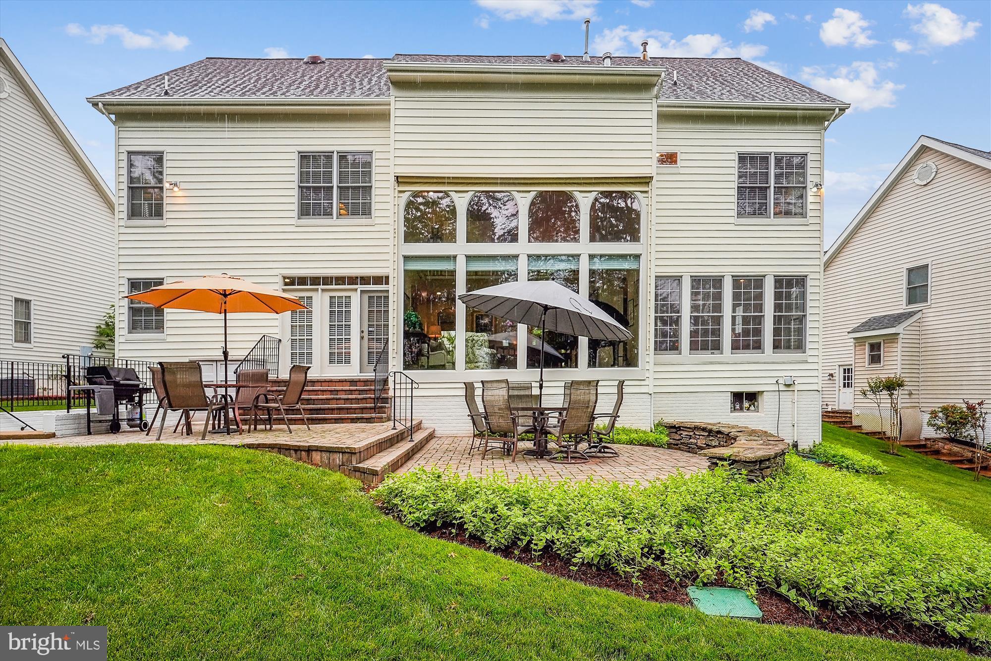 LAKES AT RED ROCK - Residential