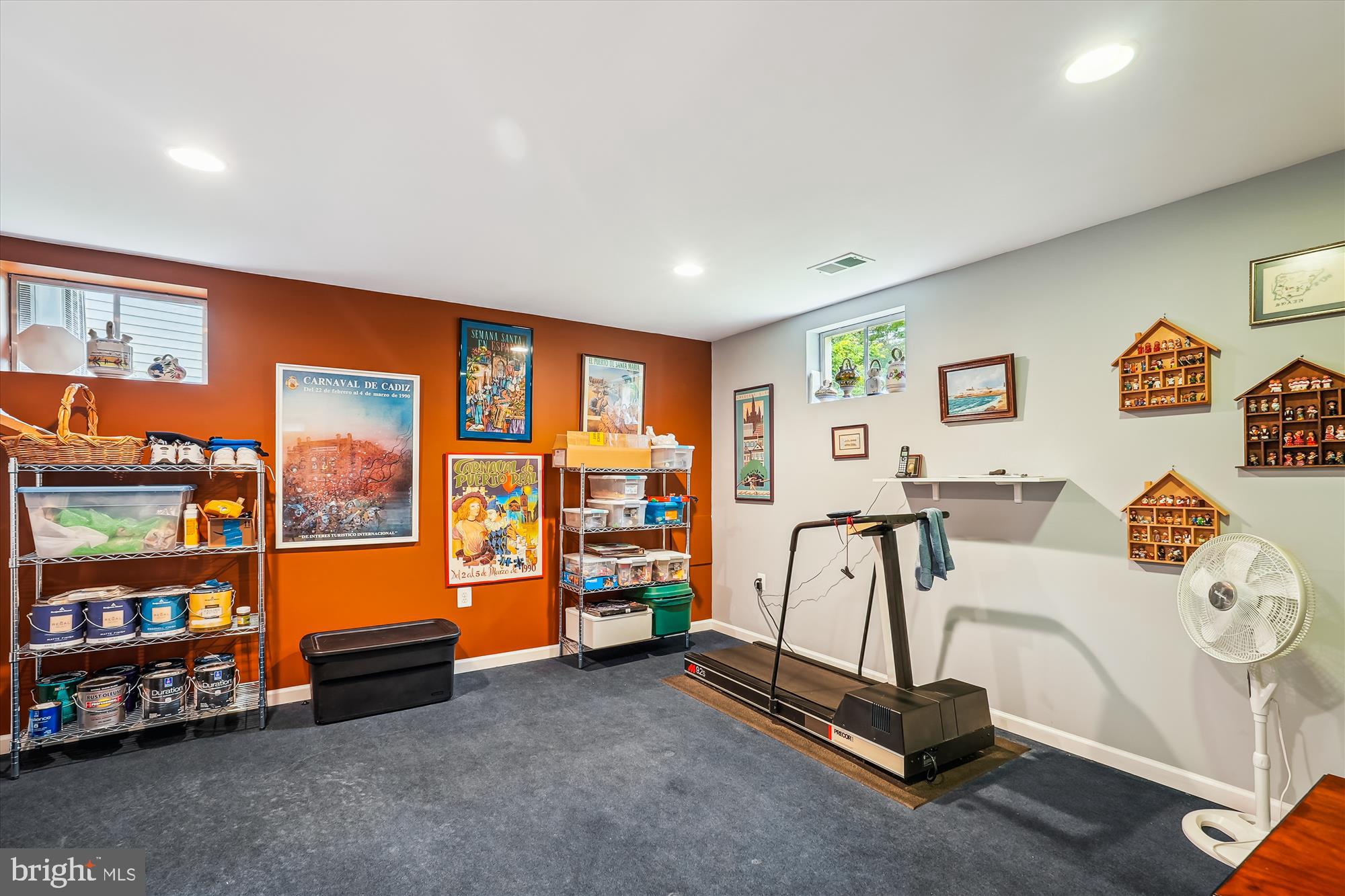 LAKES AT RED ROCK - Residential