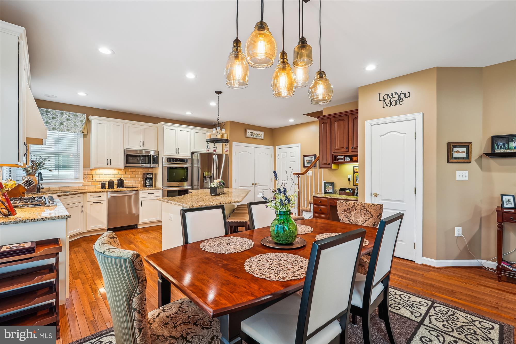 LAKES AT RED ROCK - Residential