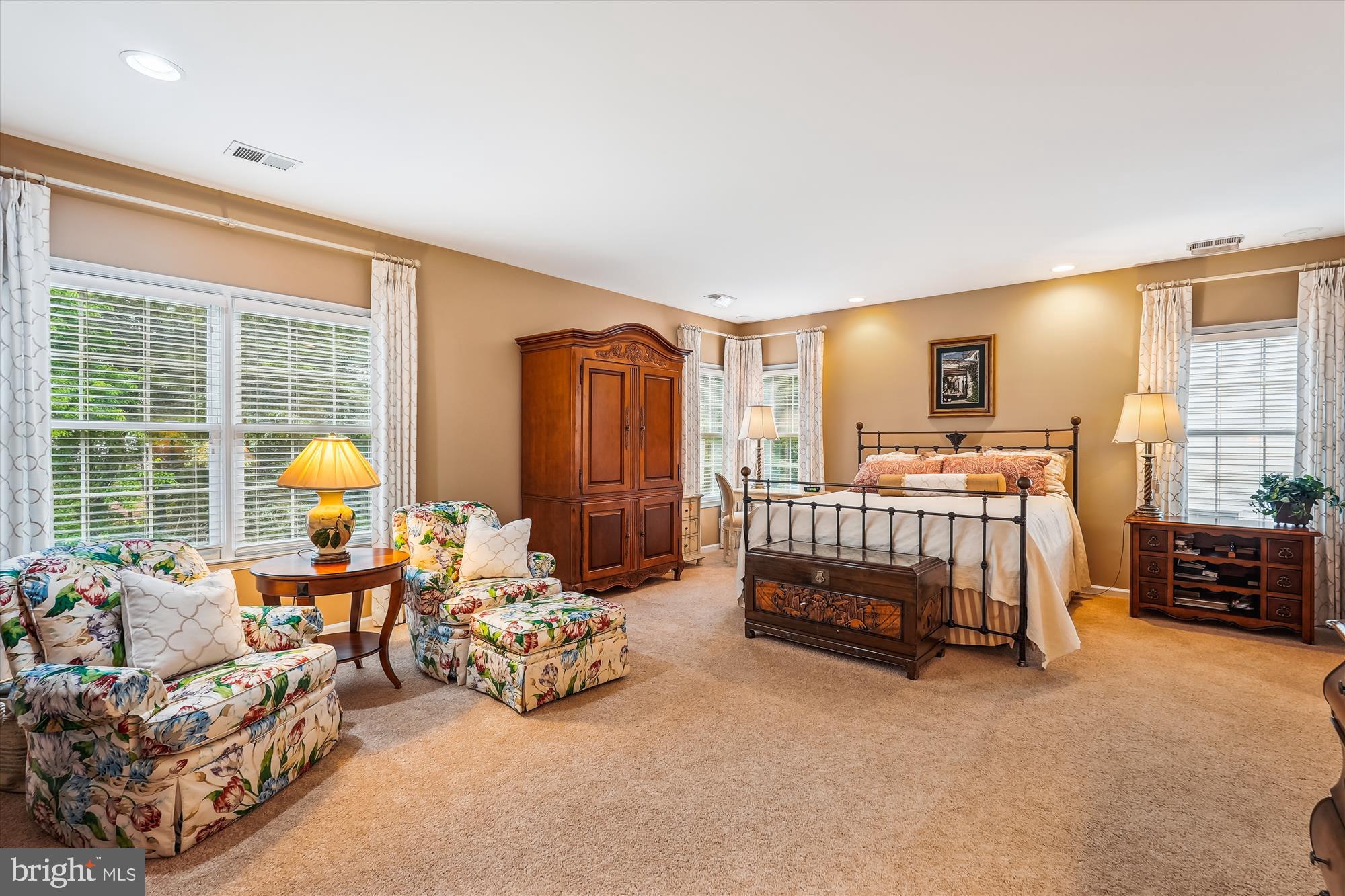 LAKES AT RED ROCK - Residential