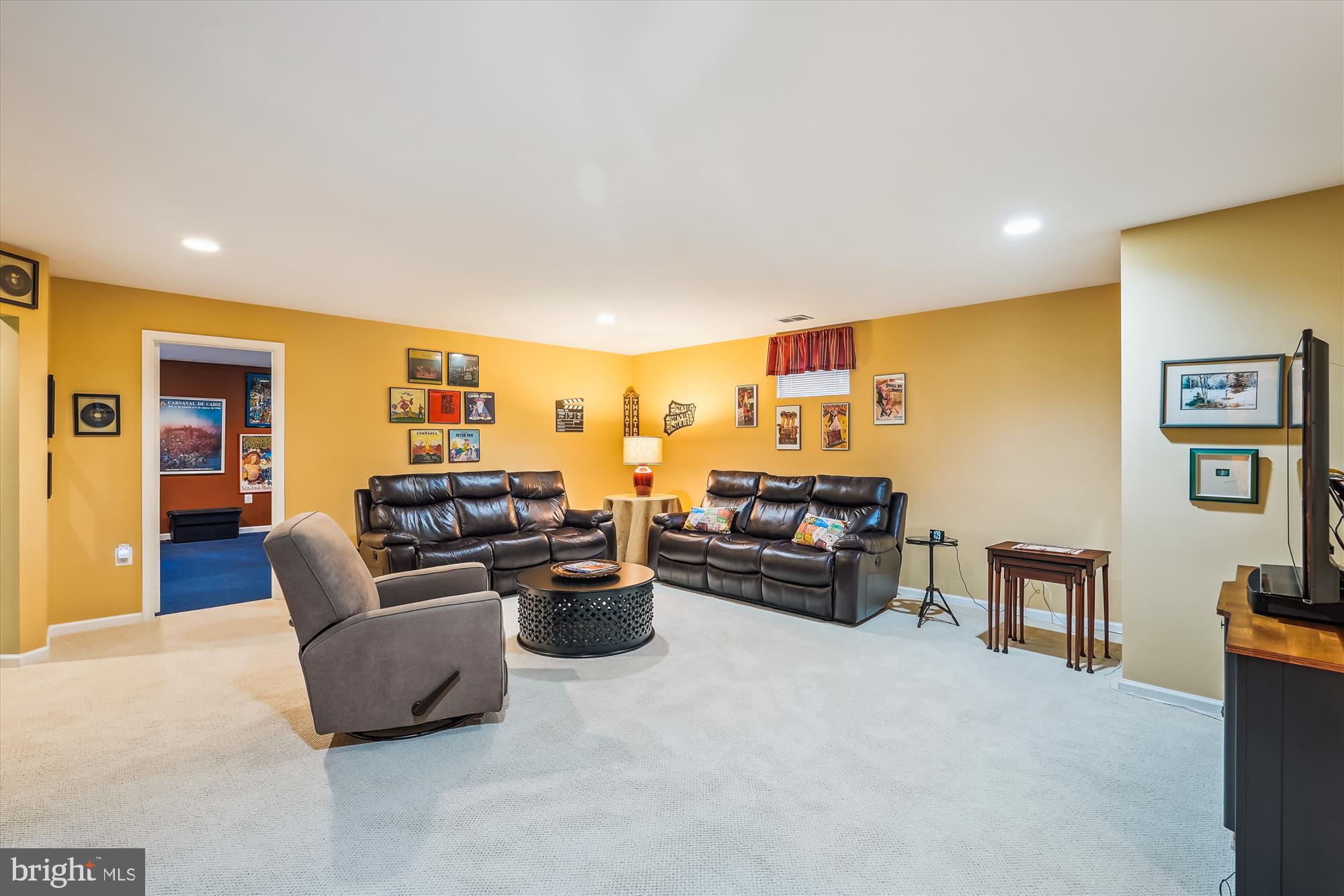 LAKES AT RED ROCK - Residential