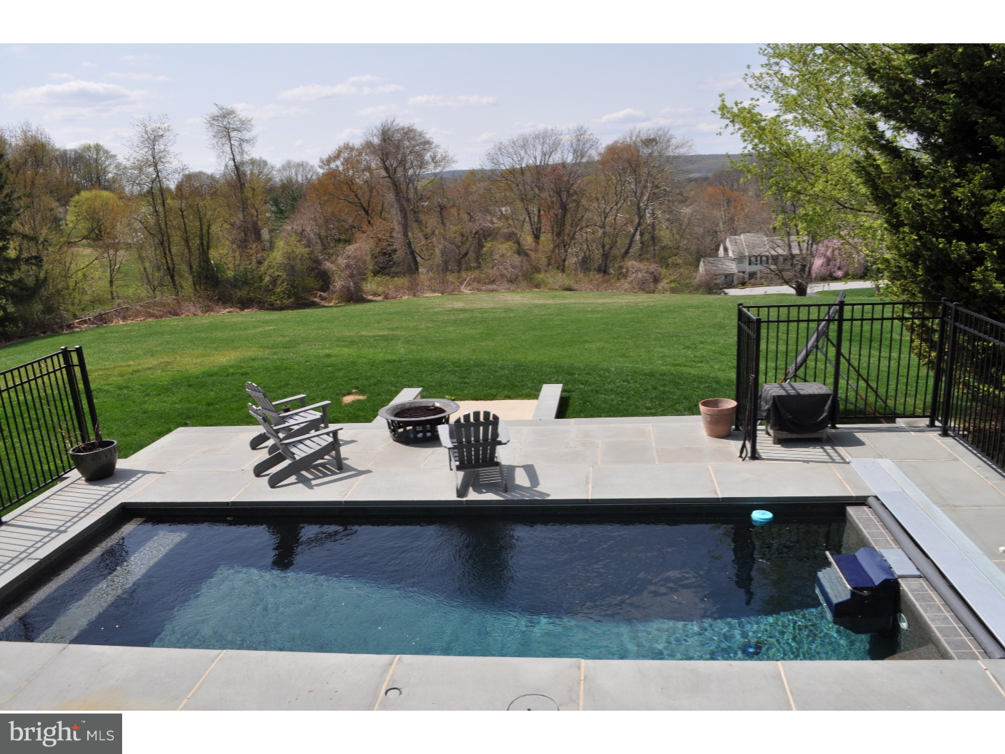 AVONWOOD - Residential