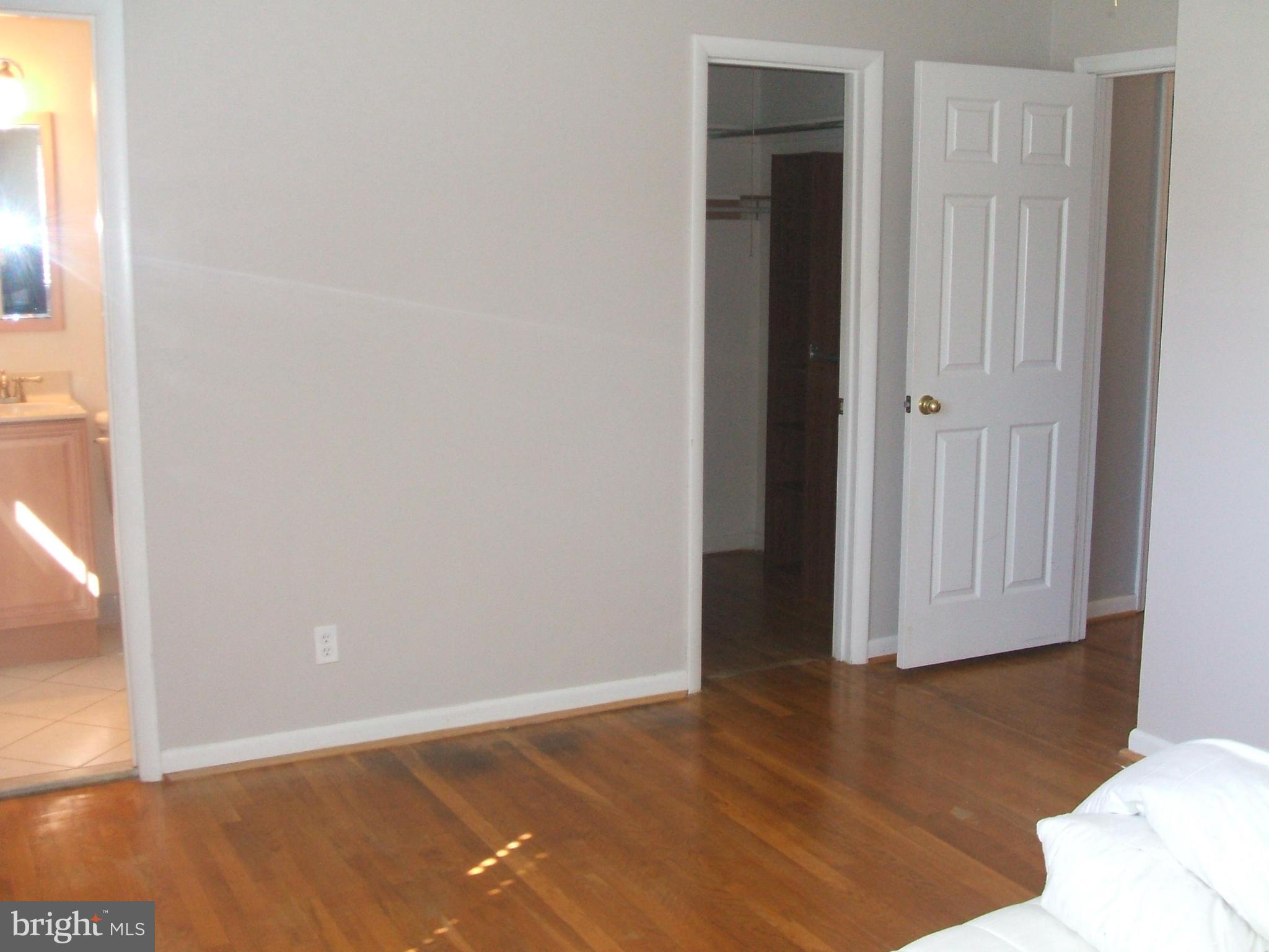 NORTHWOOD PARK - Residential Lease