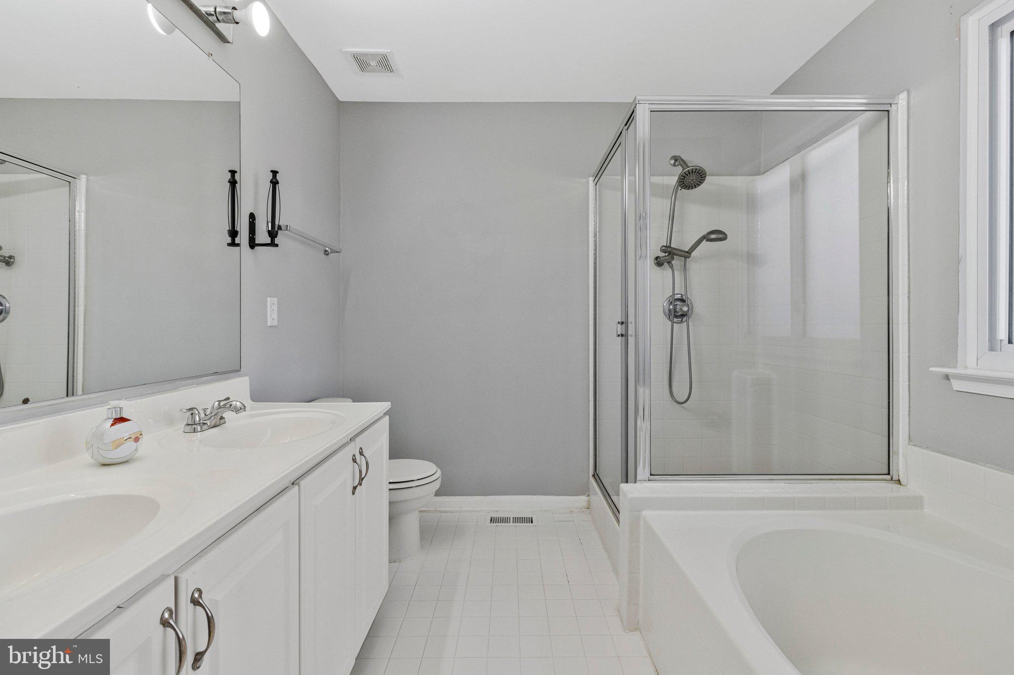 WILLOW RUN - Residential