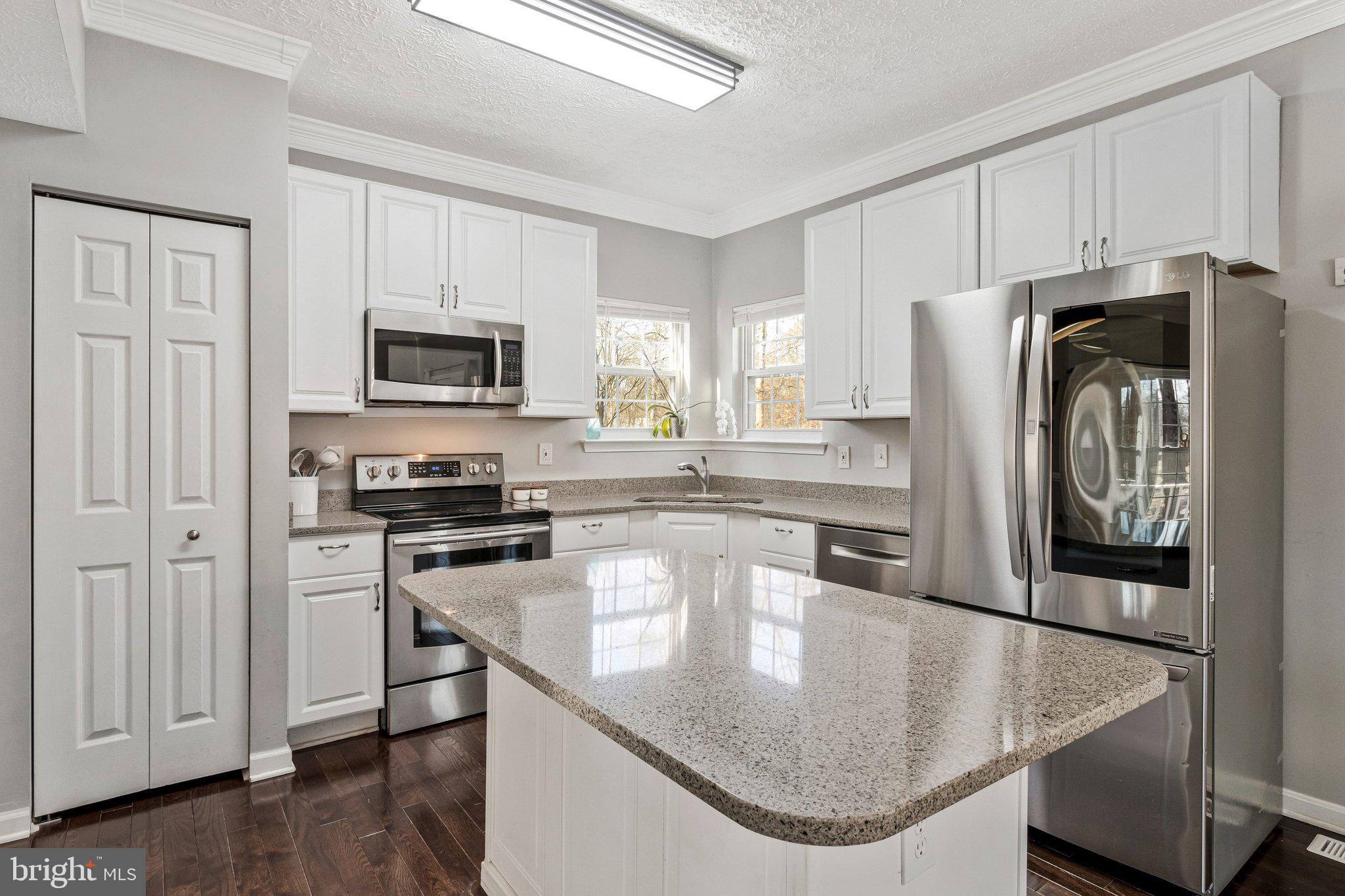 WILLOW RUN - Residential