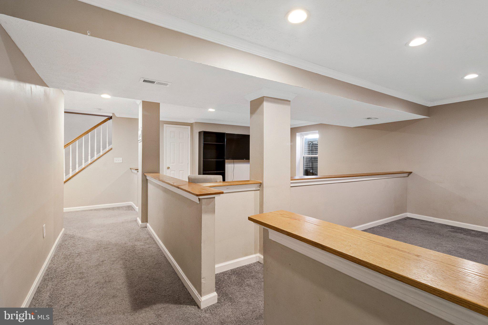 WILLOW RUN - Residential