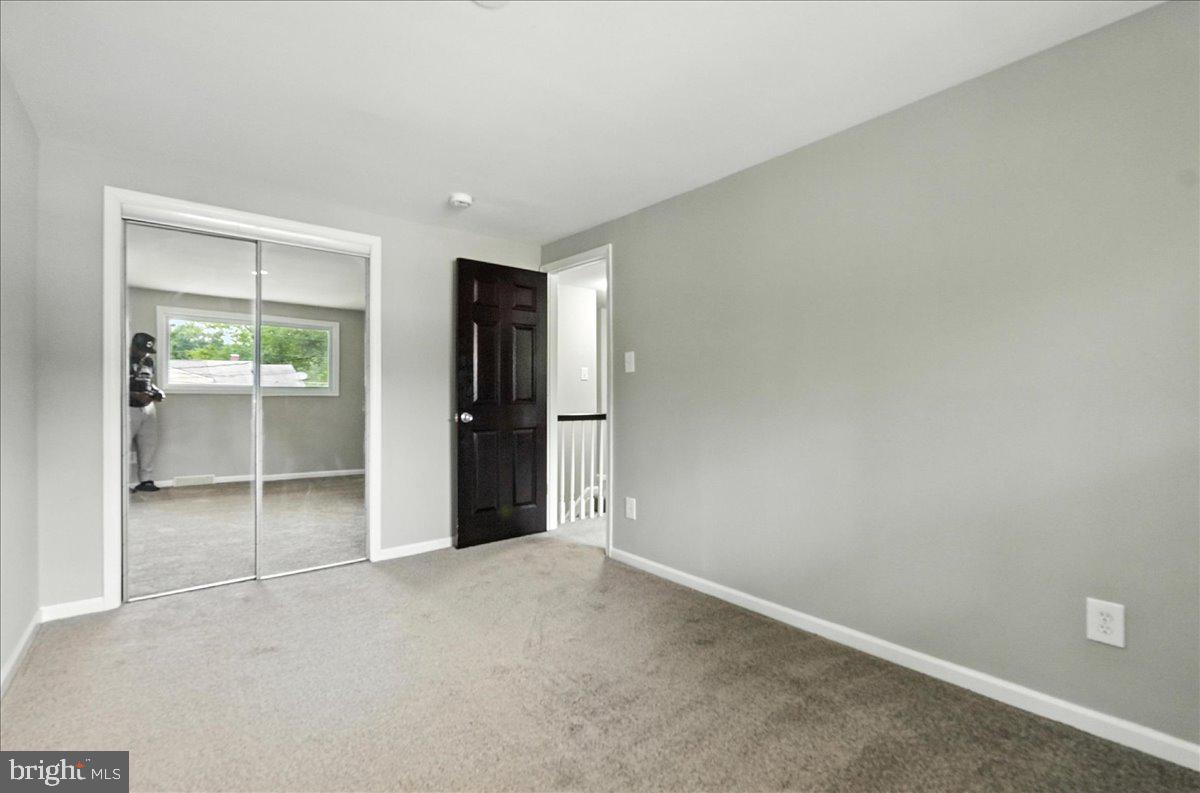 KENT VILLAGE - Residential