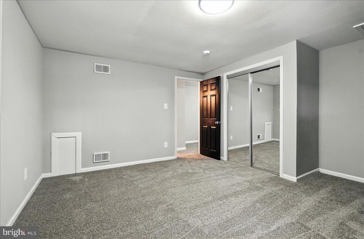 KENT VILLAGE - Residential