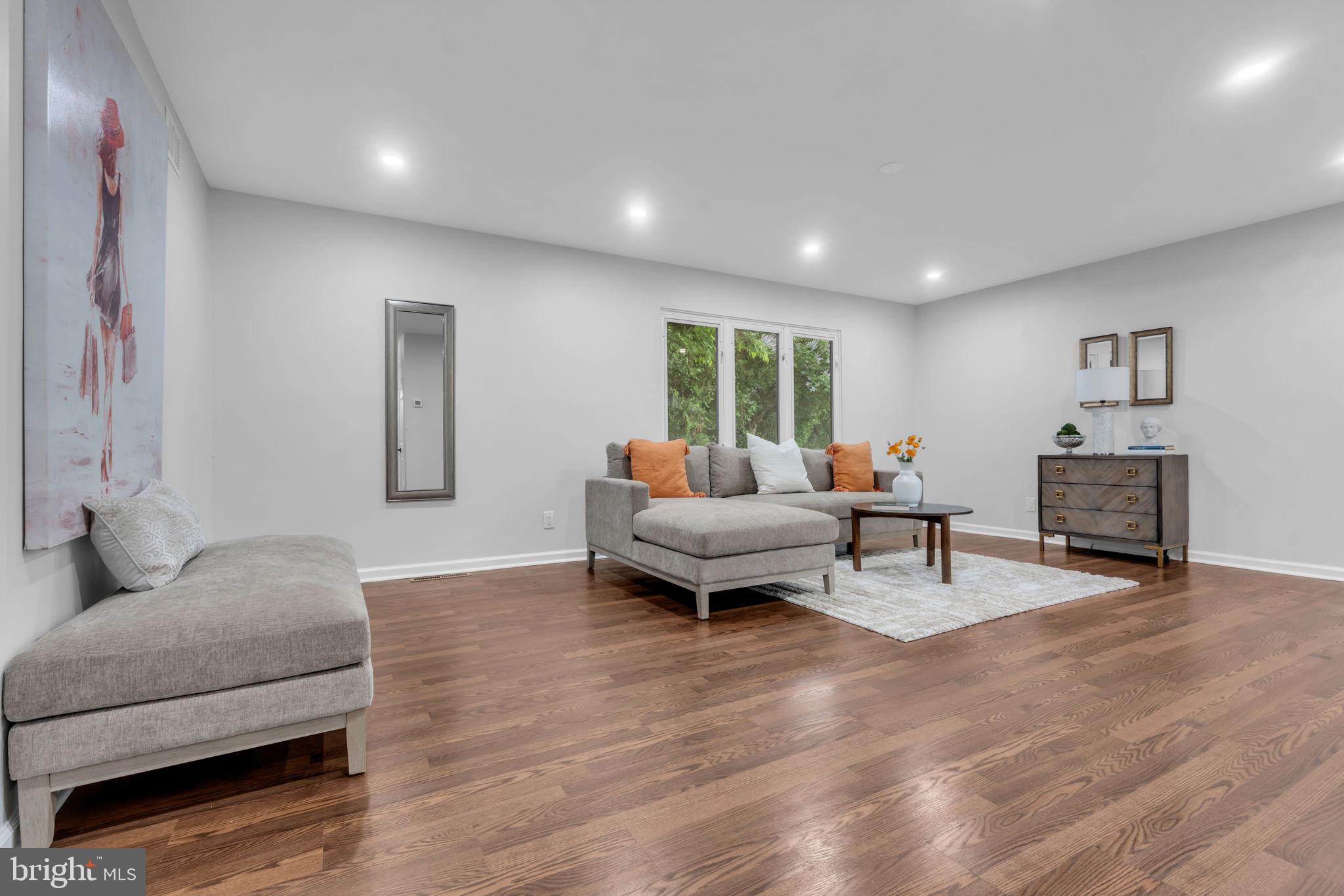 460 SECOND STREET