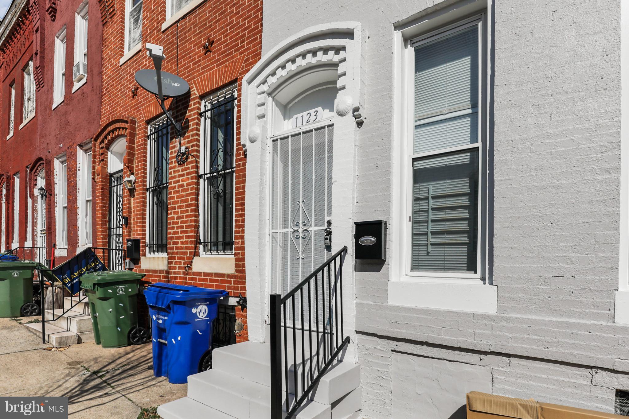 1123 MYRTLE AVENUE